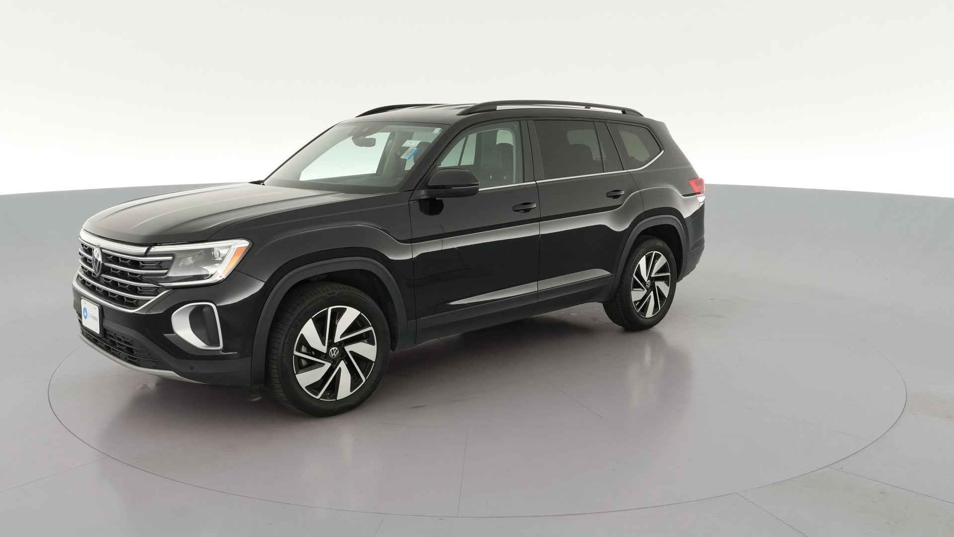 2025 Volkswagen Atlas vehicle photo