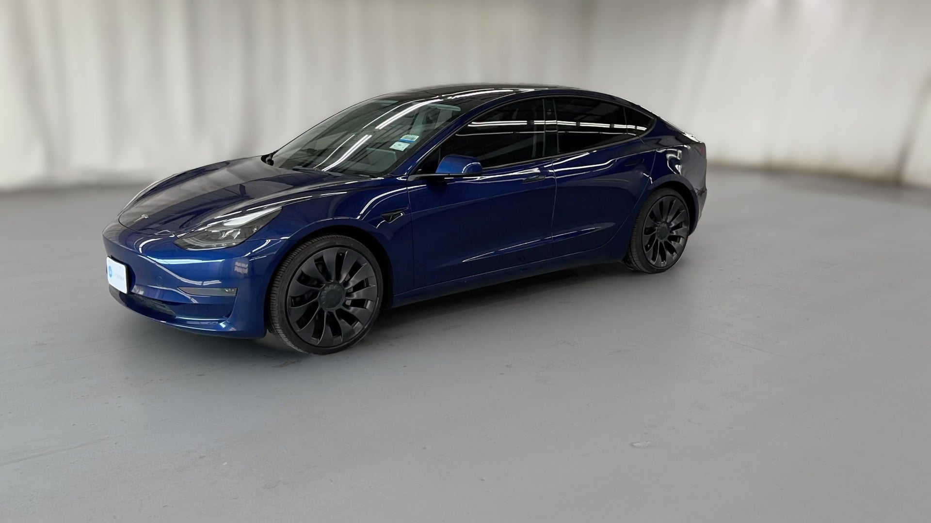 2023 Tesla Model 3 vehicle photo