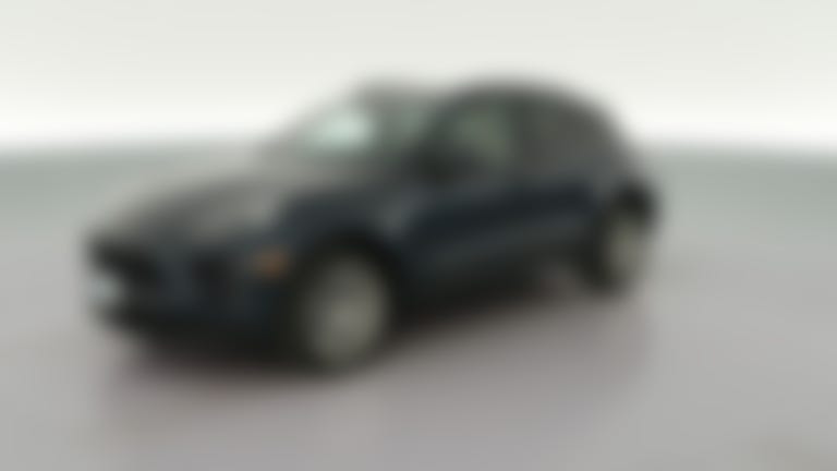 2021 Porsche Macan vehicle photo