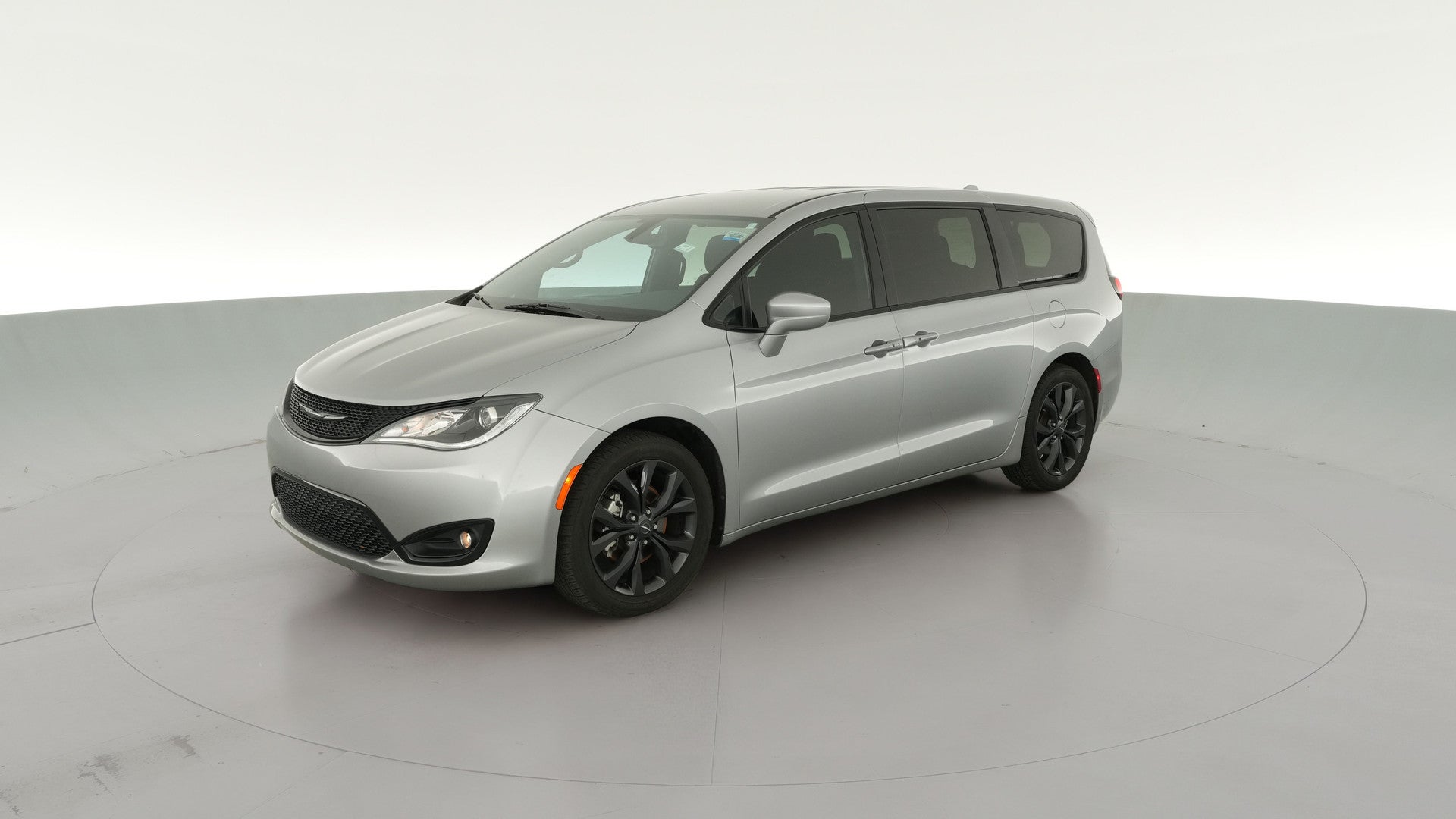 2020 Chrysler Pacifica vehicle photo