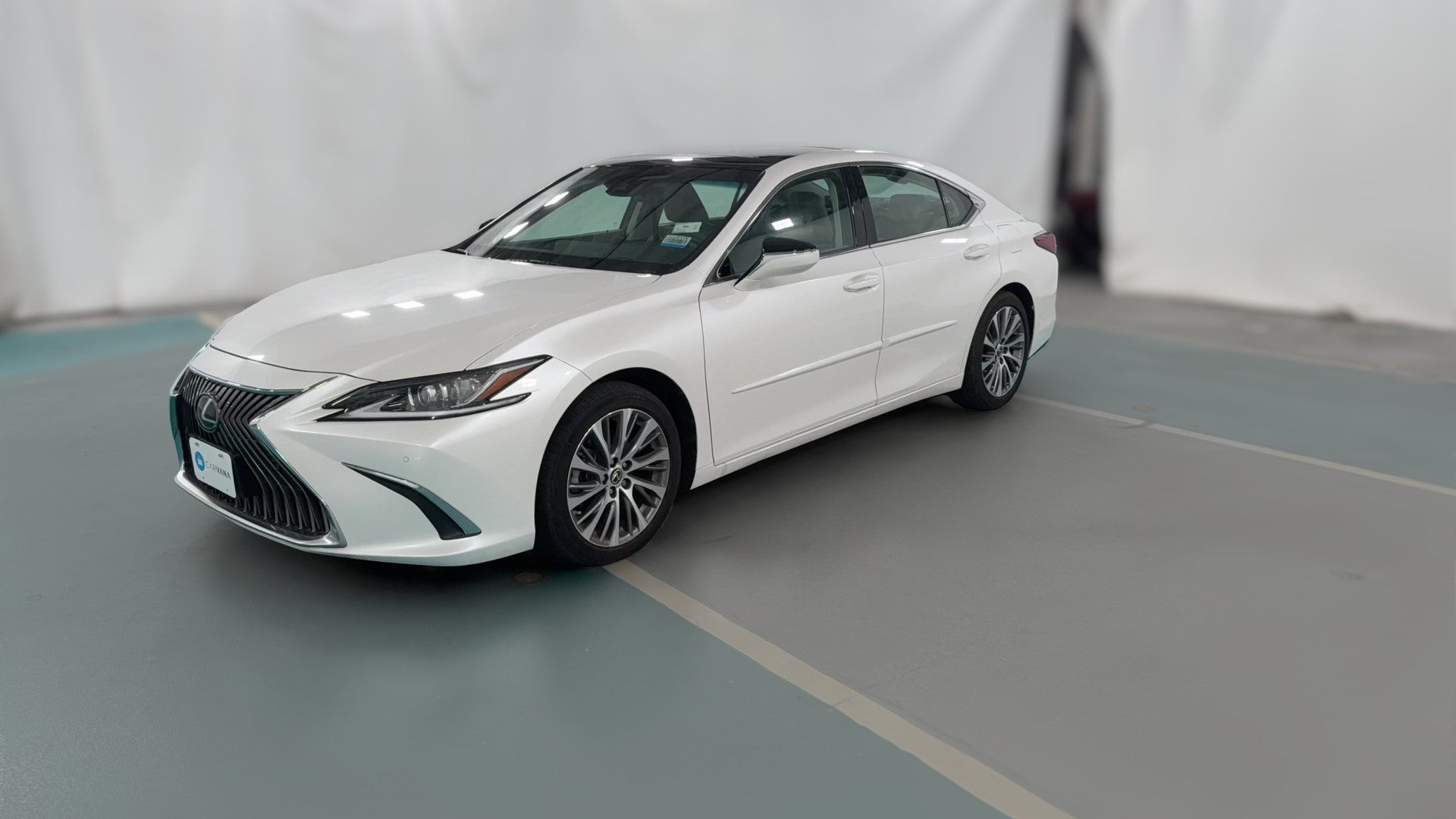 2021 Lexus ES vehicle photo