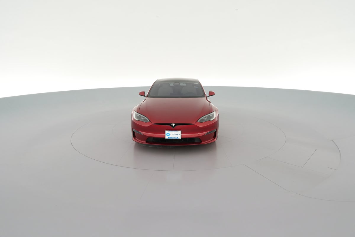 2025 Tesla Model S Long Range in Ultra Red — 360° view 1