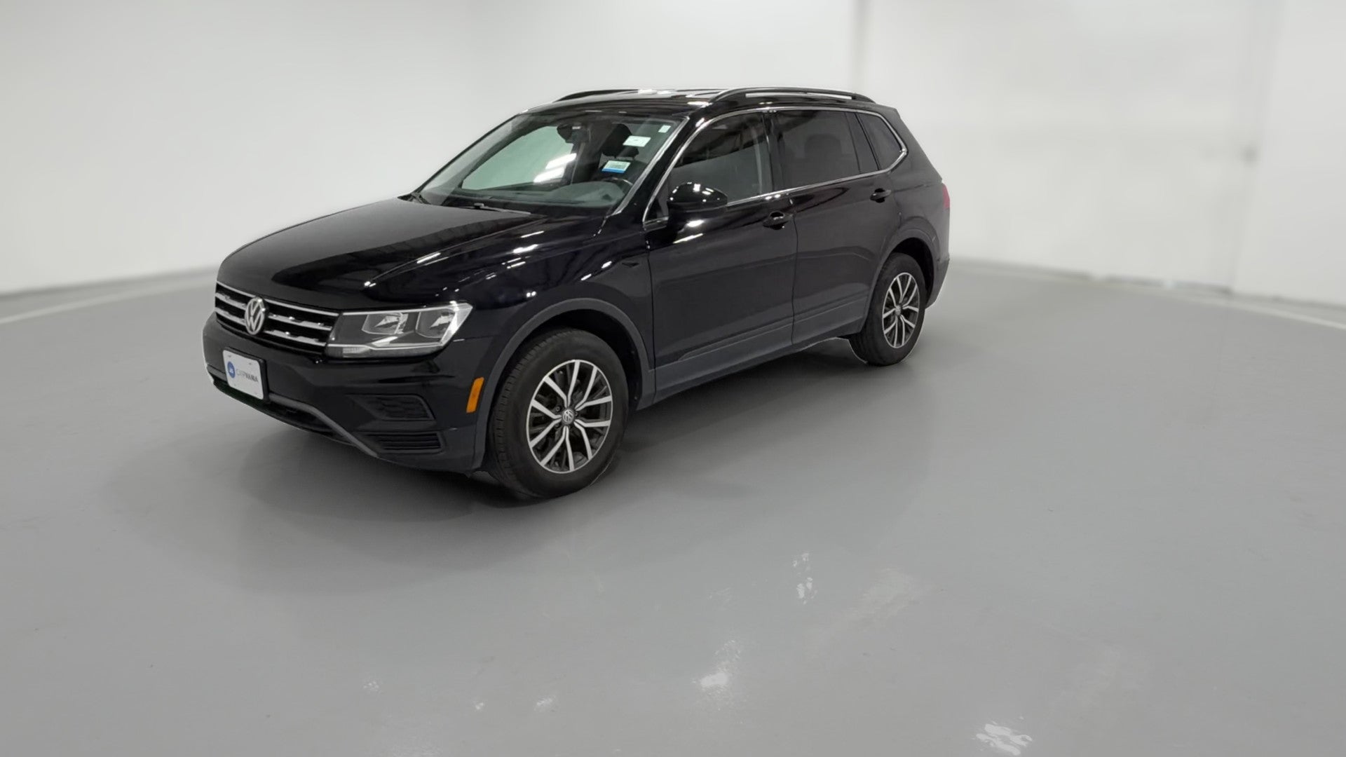 2019 Volkswagen Tiguan vehicle photo