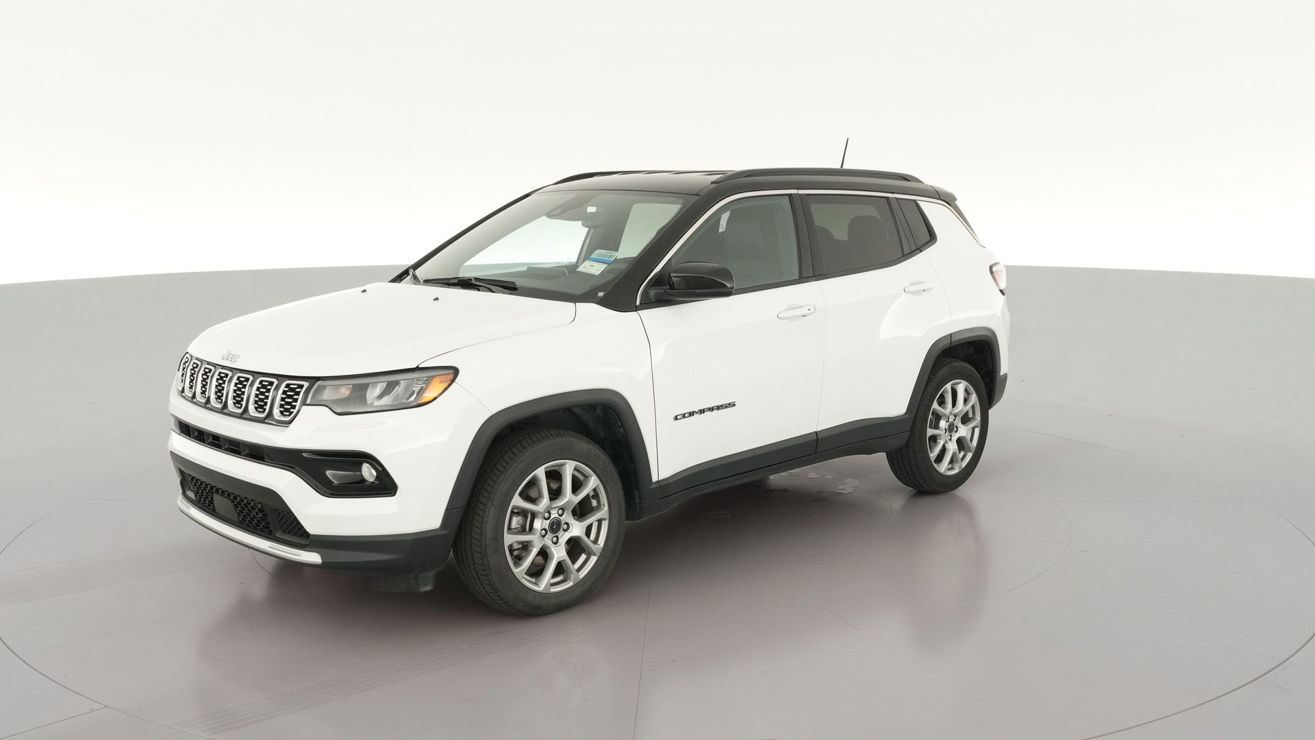 2025 Jeep Compass vehicle photo