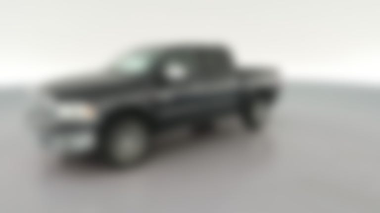 2015 Ram 1500 Crew Cab vehicle photo