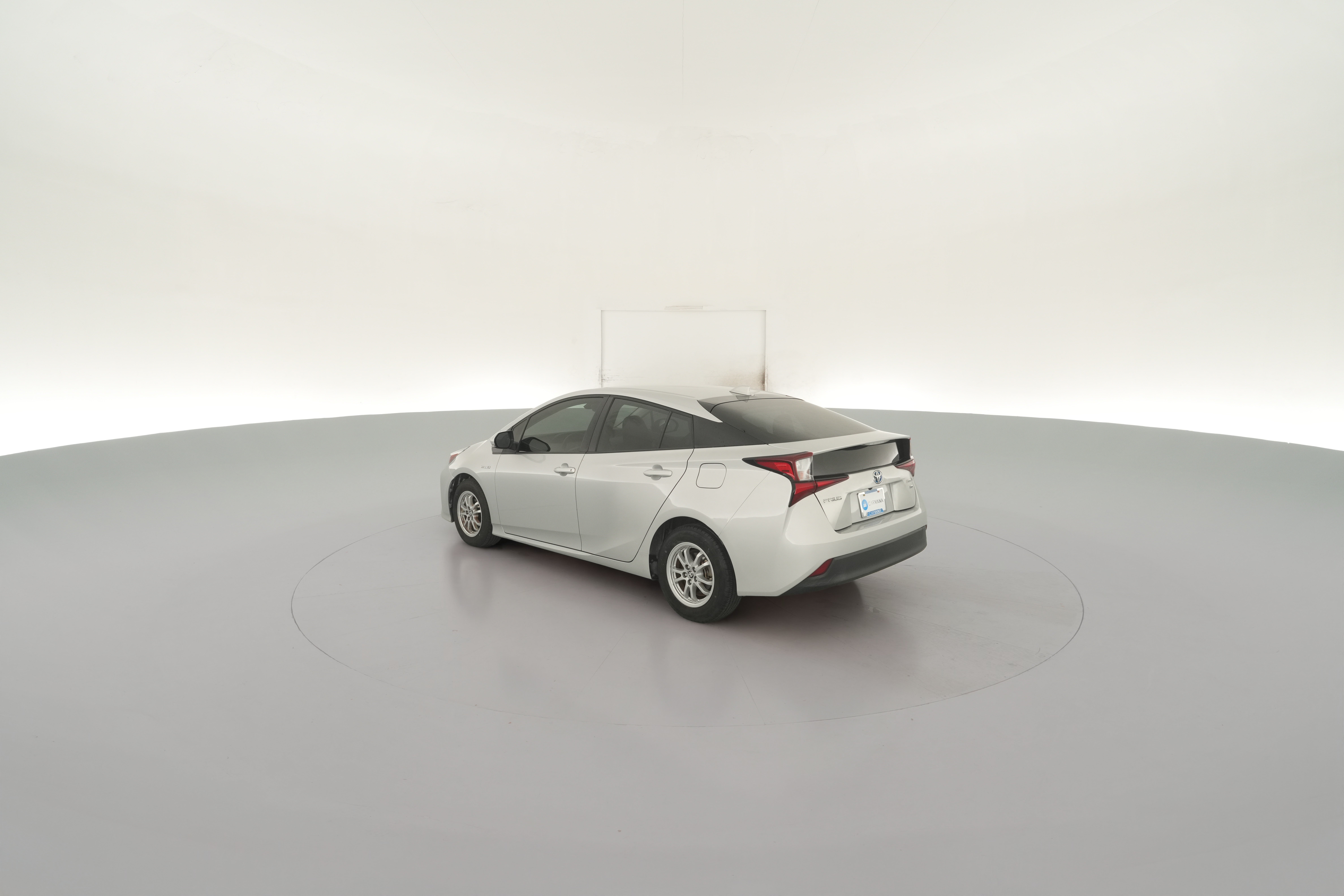 2022 Toyota Prius L Eco - Photo 25
