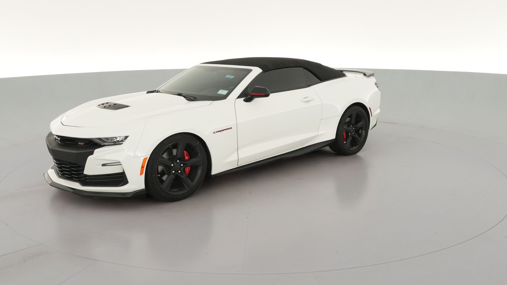 2021 Chevrolet Camaro vehicle photo
