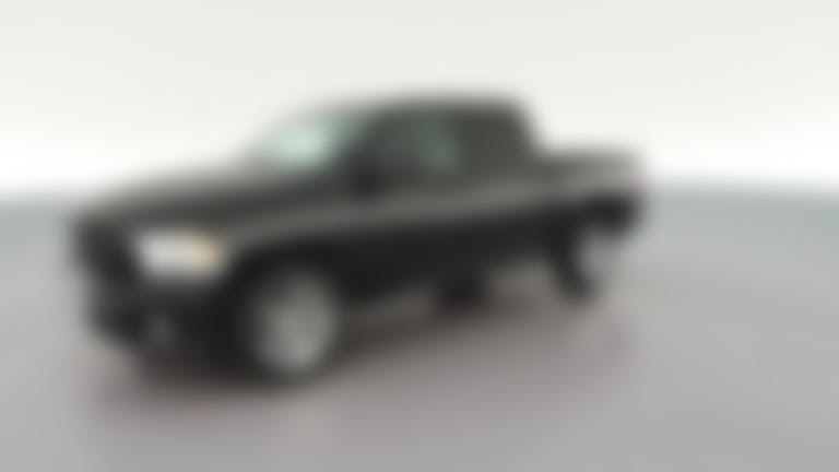2018 Ram 1500 Crew Cab vehicle photo