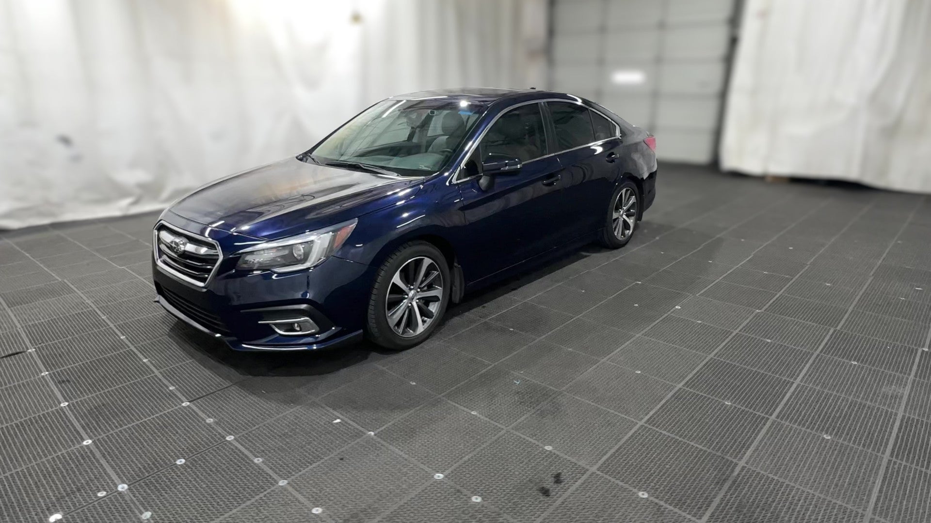 2018 Subaru Legacy vehicle photo