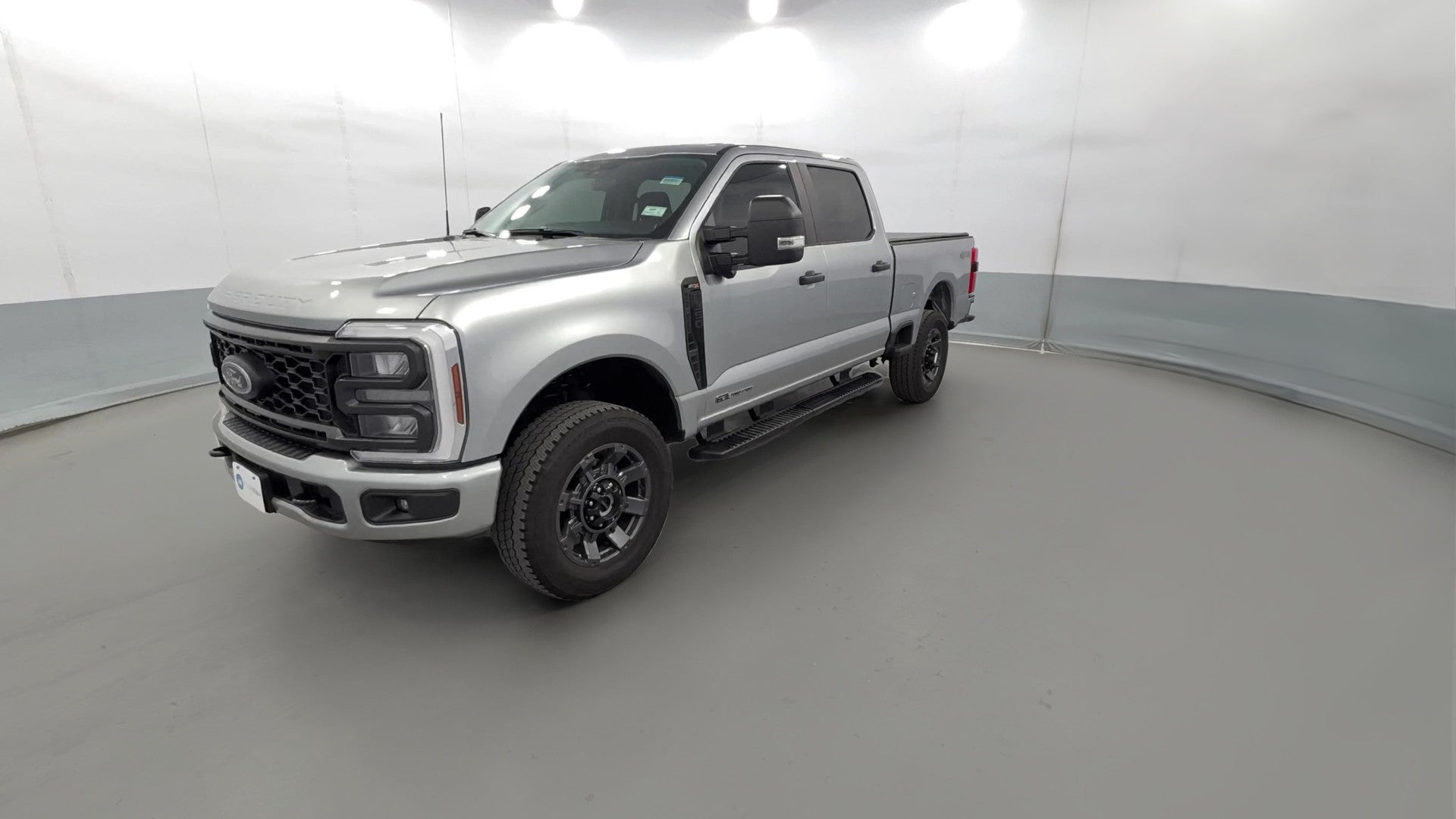 2024 Ford F350 Super Duty Crew Cab vehicle photo