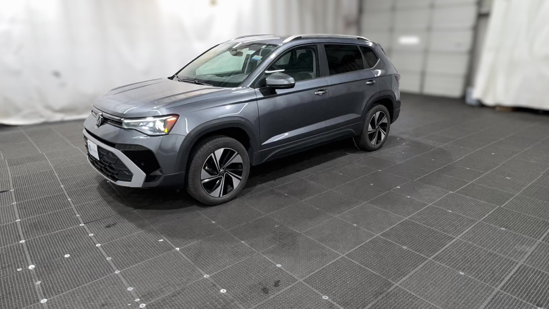 2026 Volkswagen Taos vehicle photo