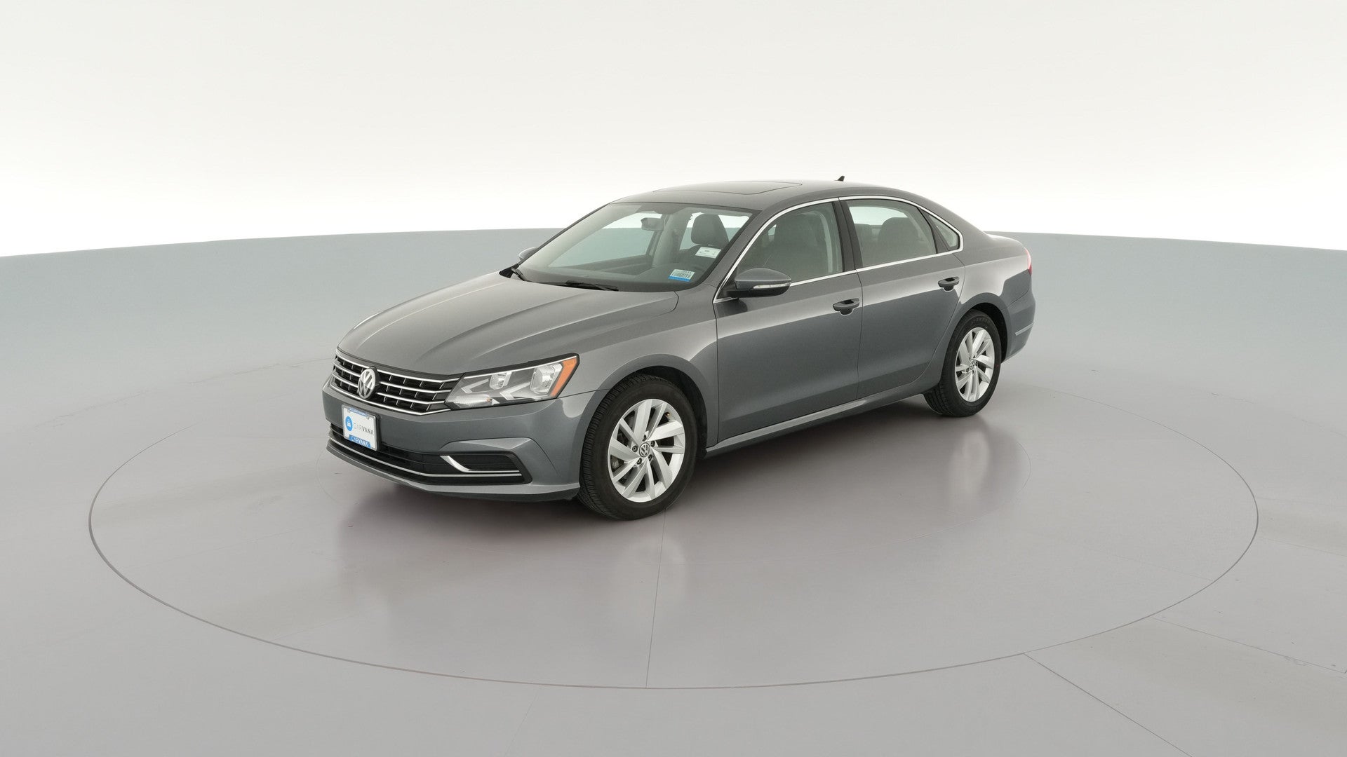 2018 Volkswagen Passat vehicle photo