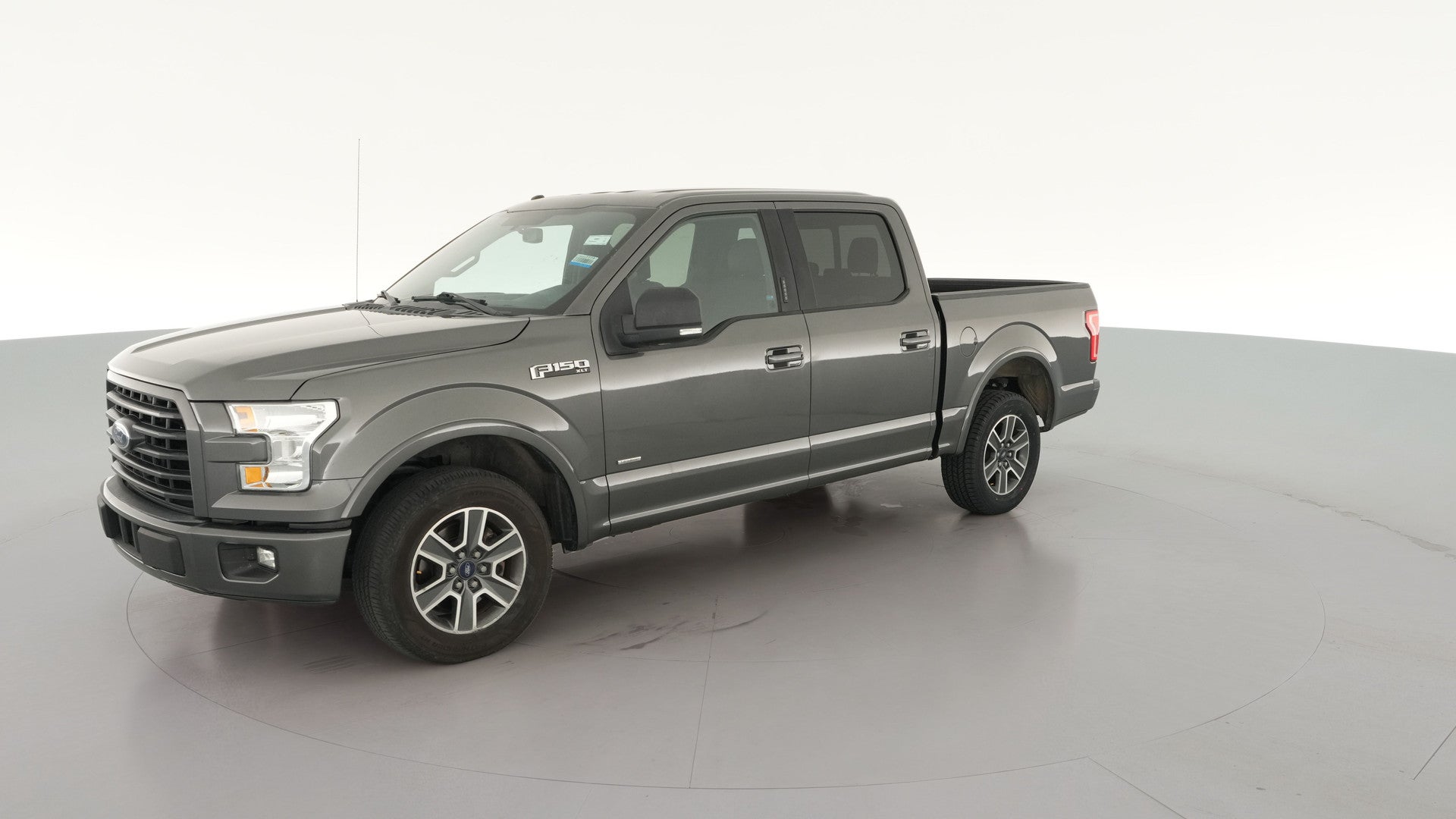 2016 Ford F150 SuperCrew Cab vehicle photo