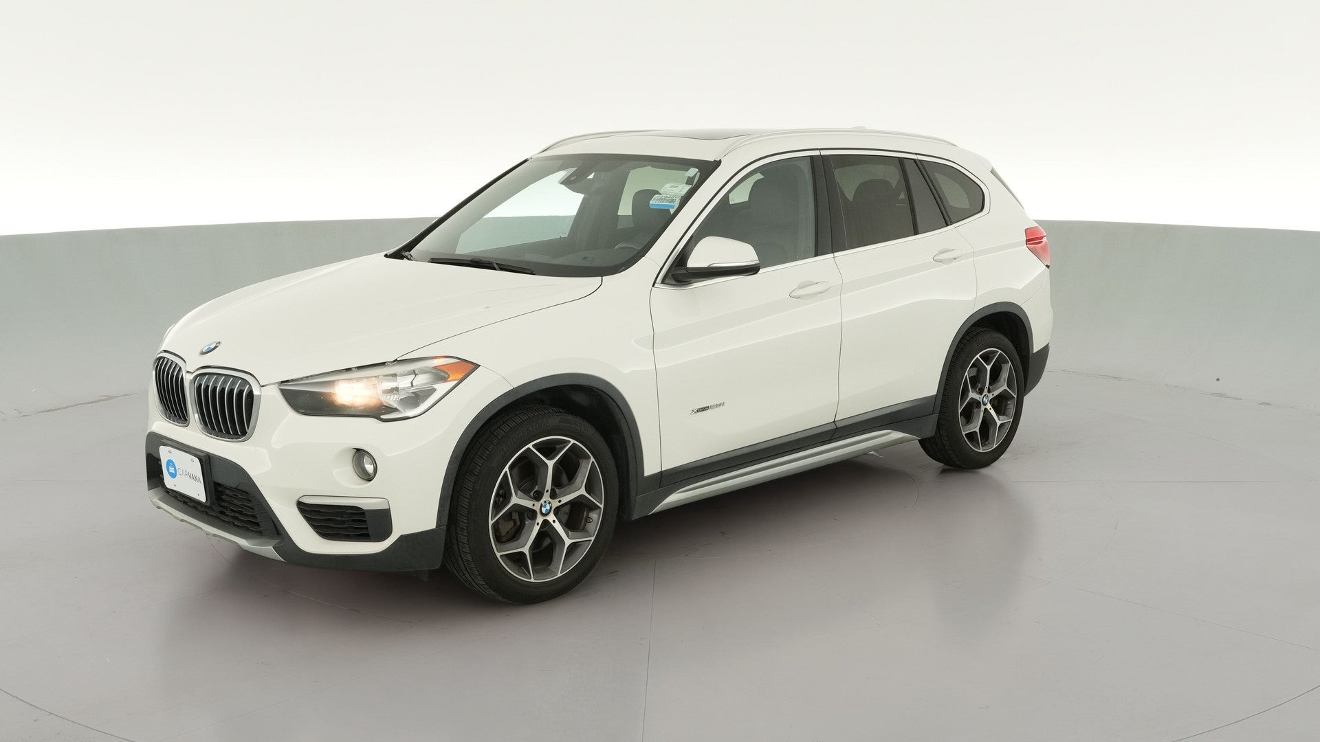 2018 BMW X1 vehicle photo