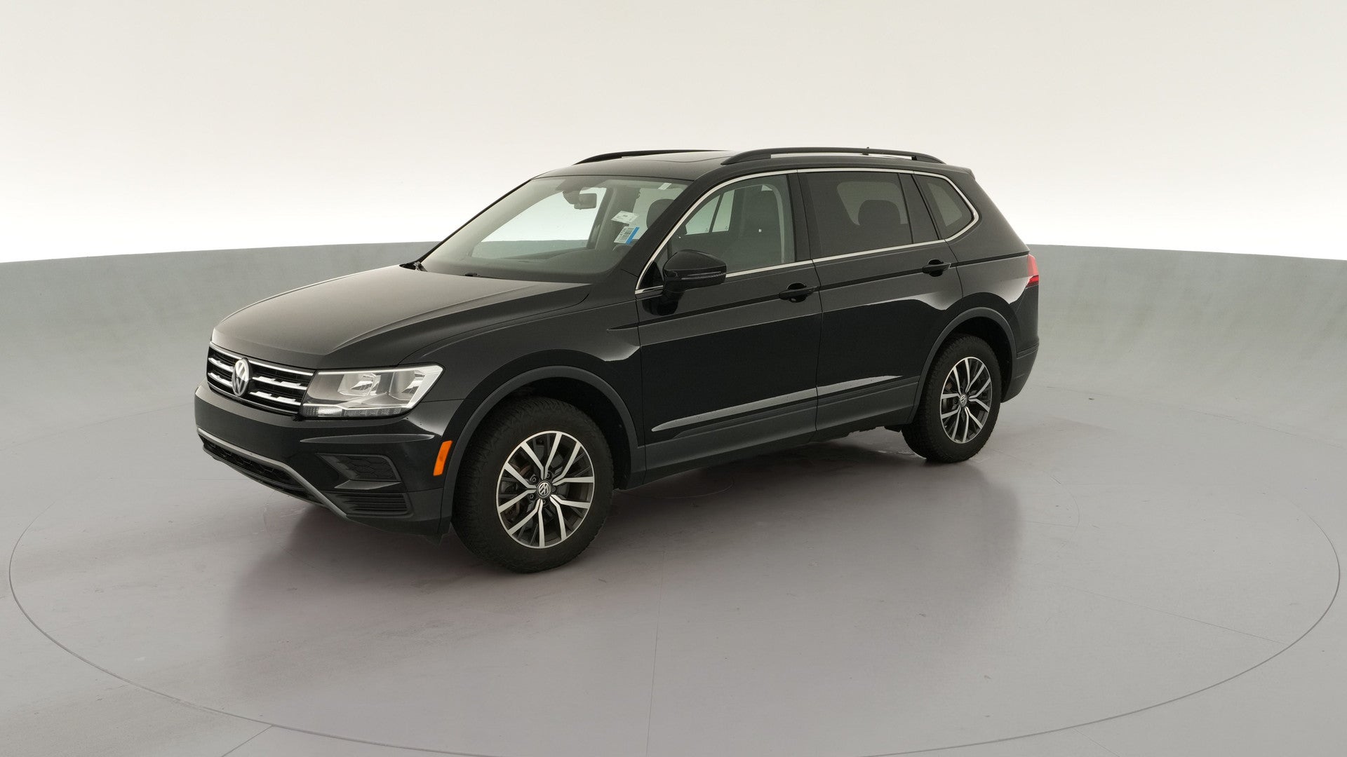 2019 Volkswagen Tiguan vehicle photo