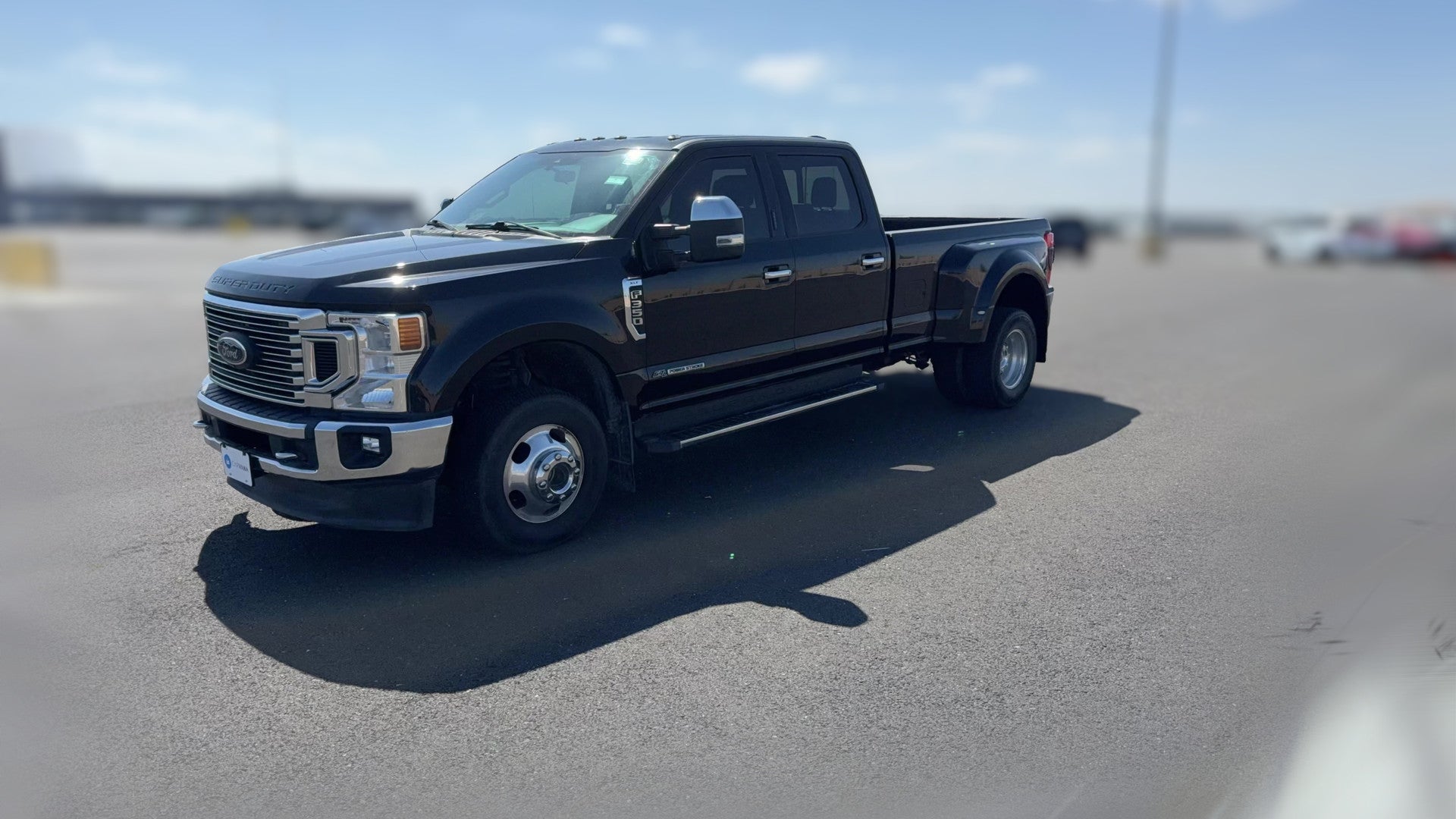 2021 Ford F350 Super Duty Crew Cab vehicle photo