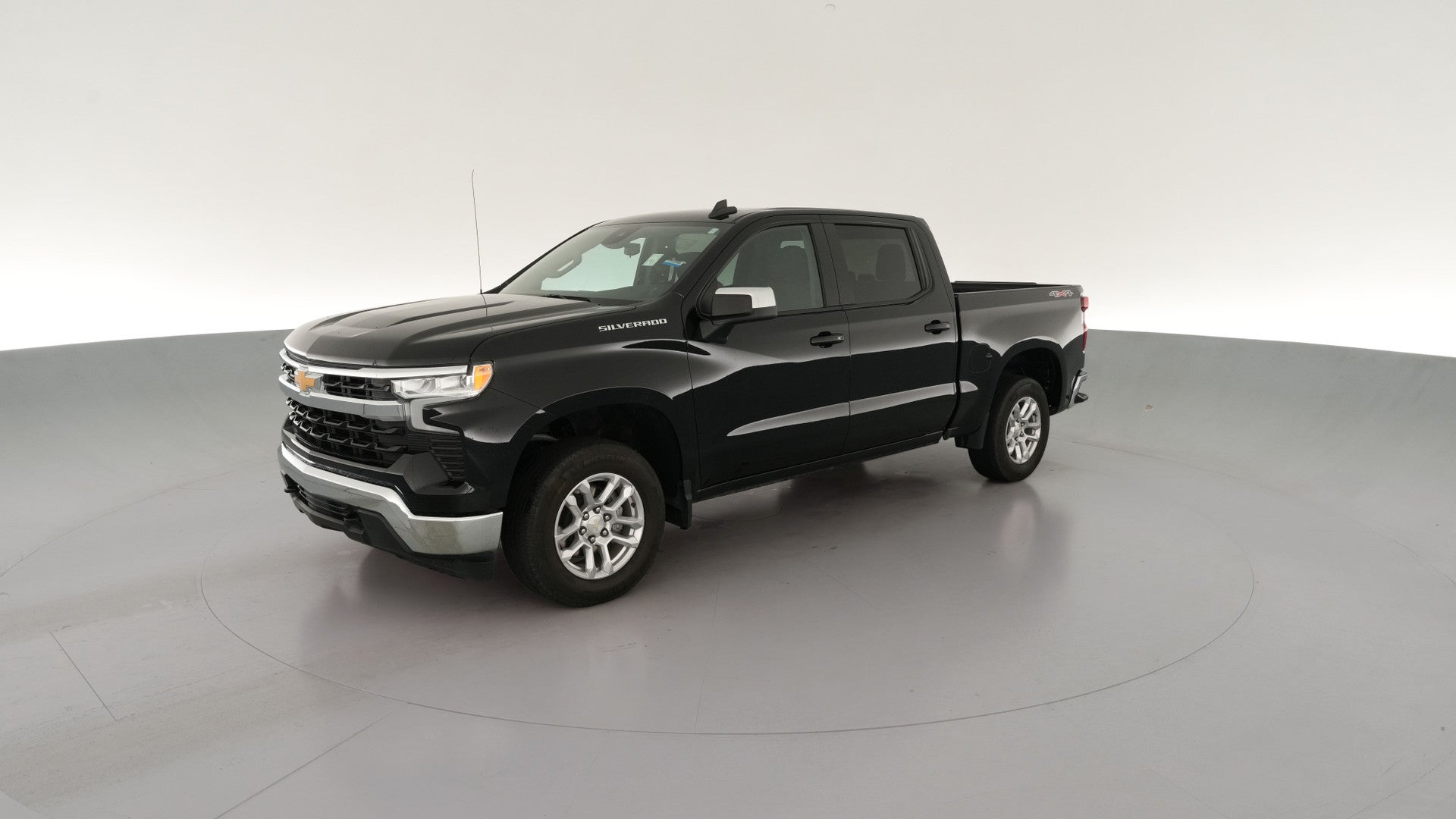 2024 Chevrolet Silverado 1500 Crew Cab vehicle photo