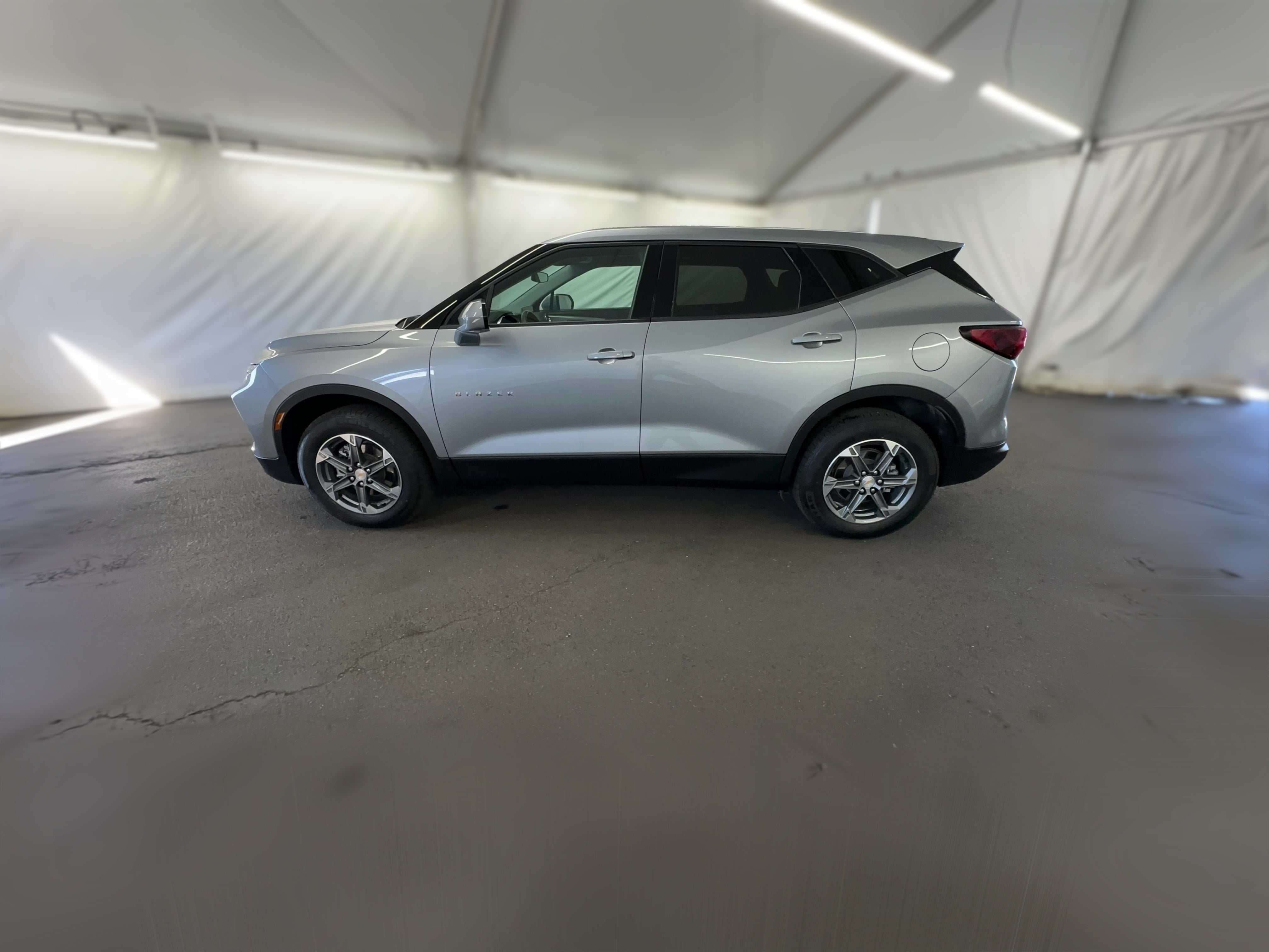 2025 Chevrolet Blazer 2LT - Photo 31