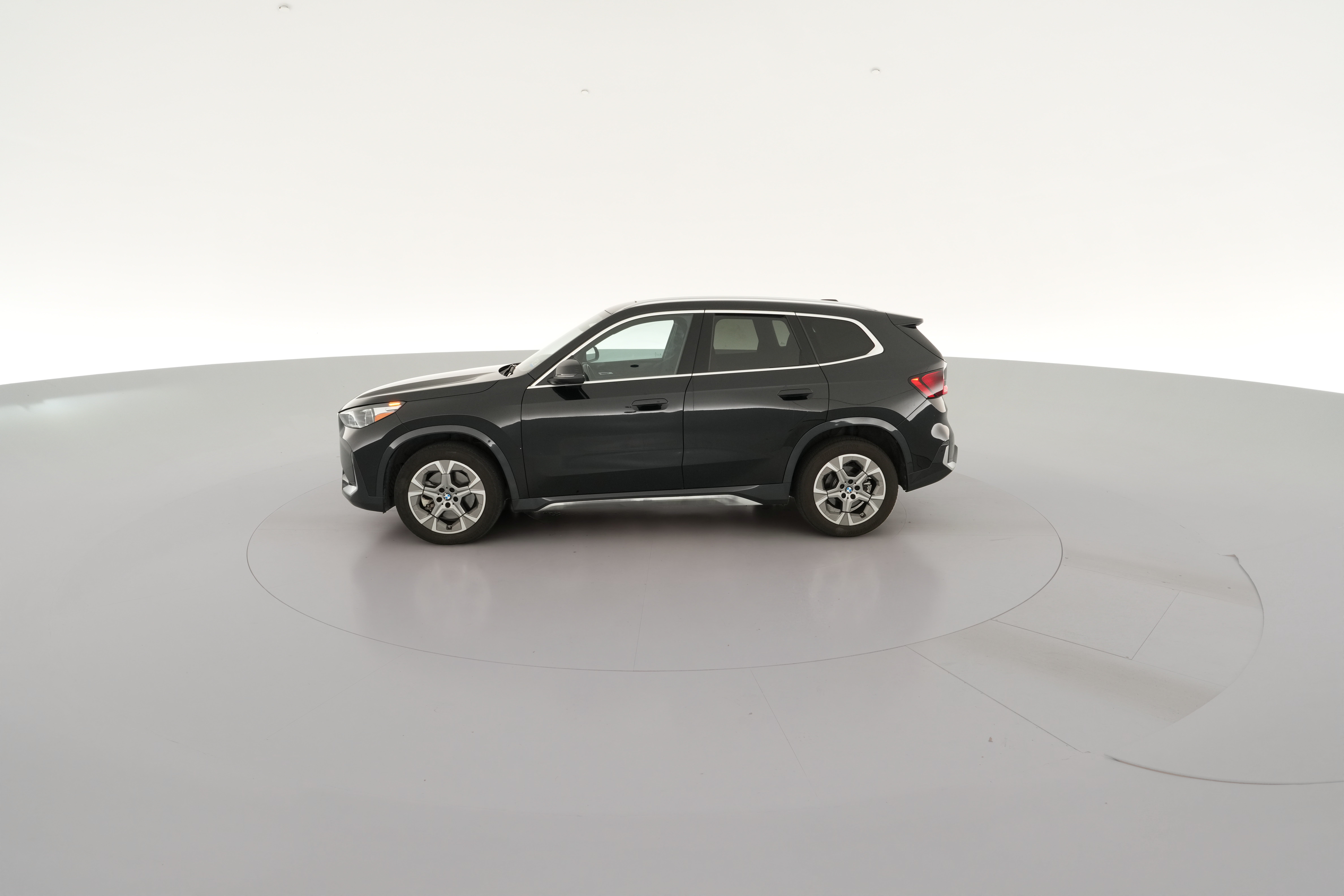 2026 BMW X1 28i - Photo 29