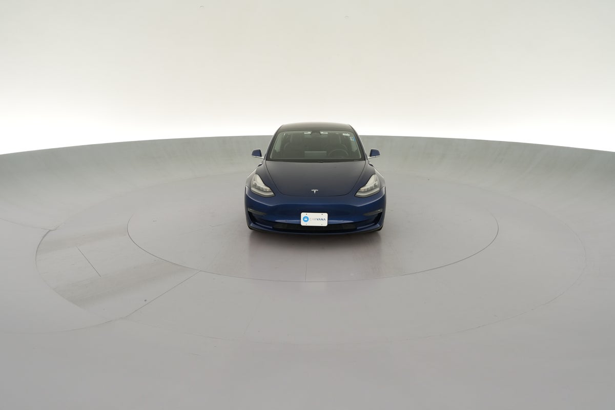 2020 Tesla Model 3 Long Range All-Wheel Drive in Deep Blue Metallic — 360° view 1