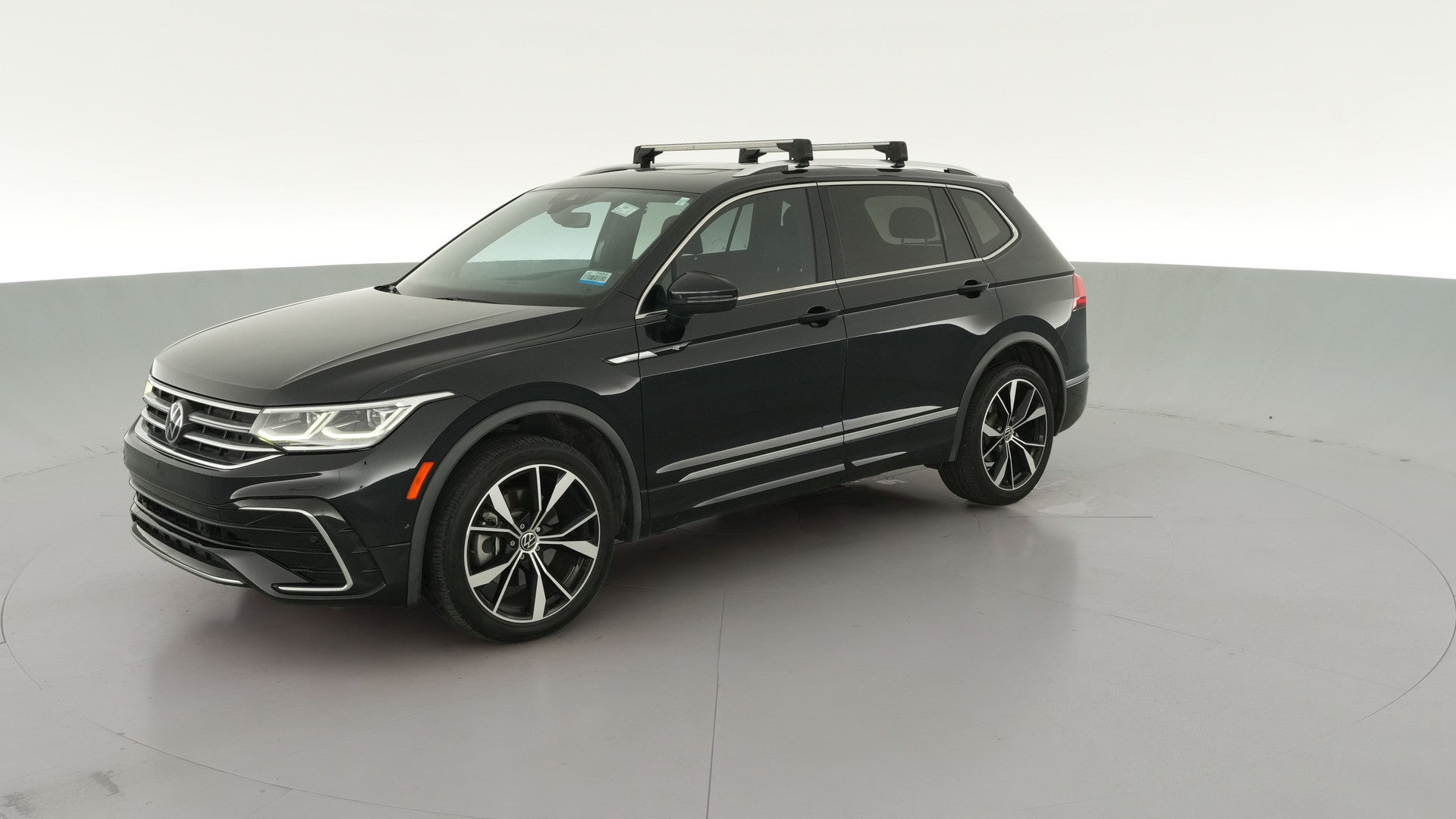2022 Volkswagen Tiguan vehicle photo