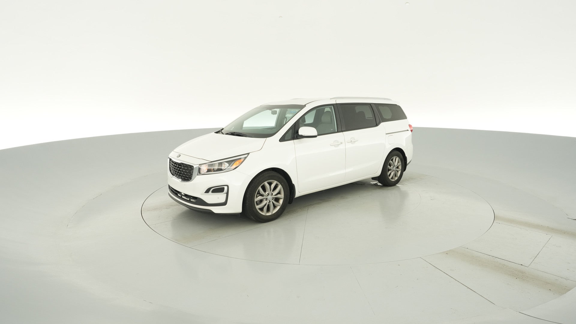 2021 Kia Sedona vehicle photo