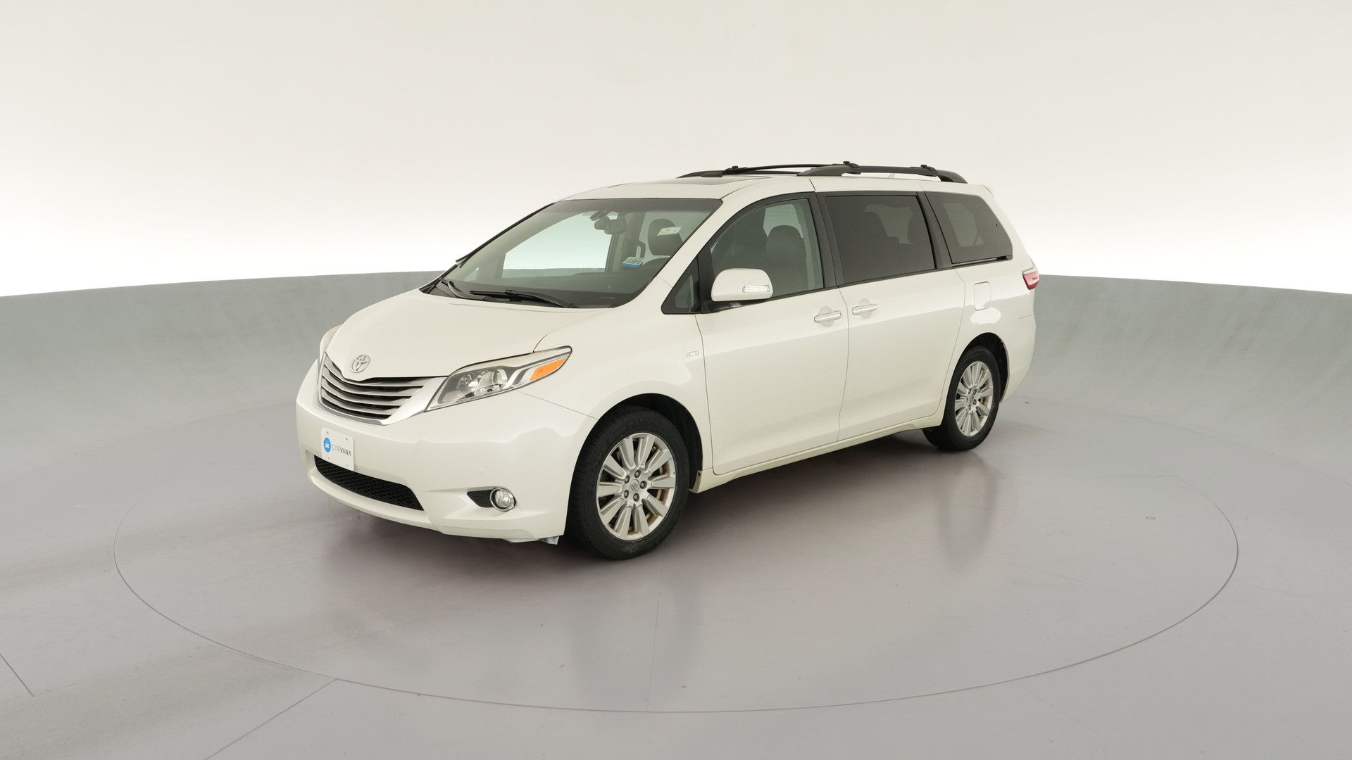 2017 Toyota Sienna vehicle photo