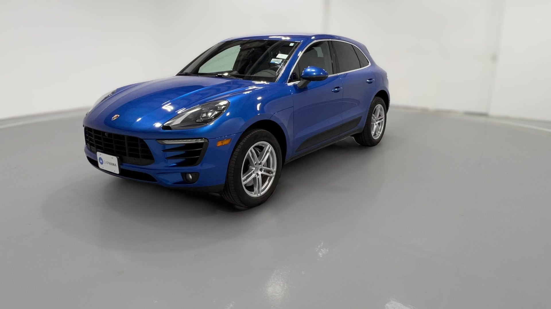 2017 Porsche Macan vehicle photo