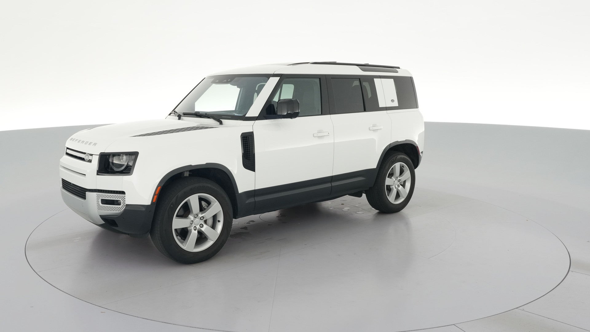 2022 Land Rover Defender 110 vehicle photo