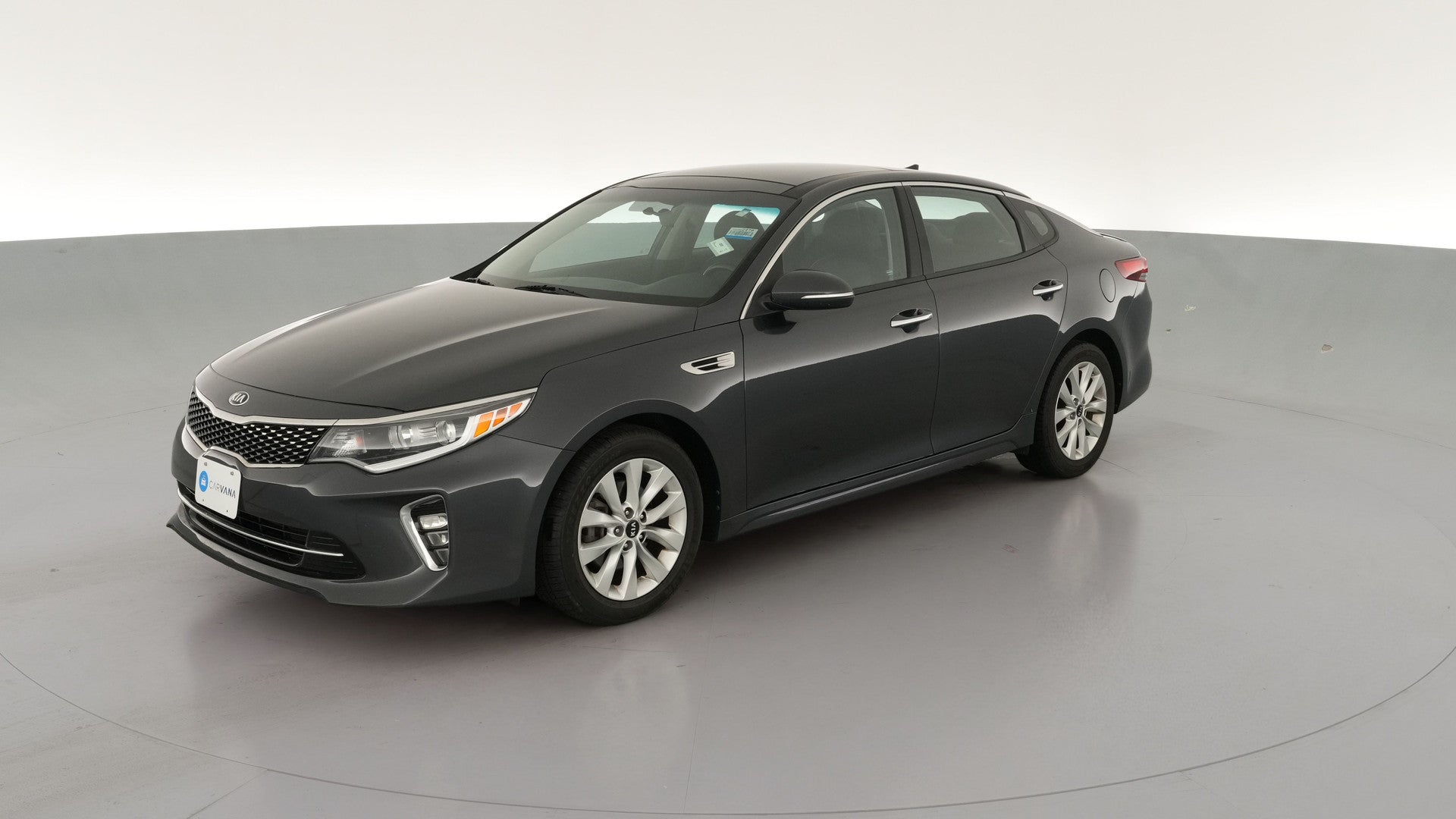 2018 Kia Optima vehicle photo