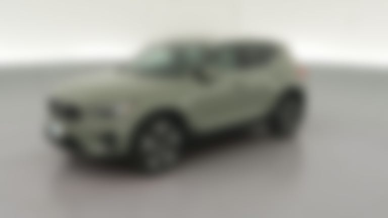 2023 Volvo XC40 vehicle photo