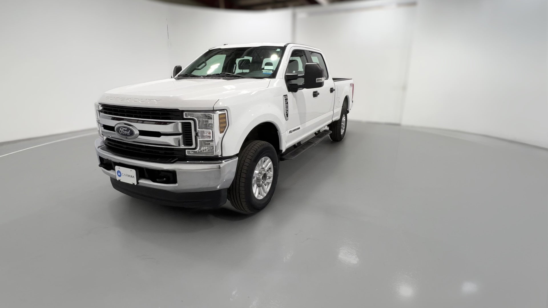 2019 Ford F250 Super Duty Crew Cab vehicle photo