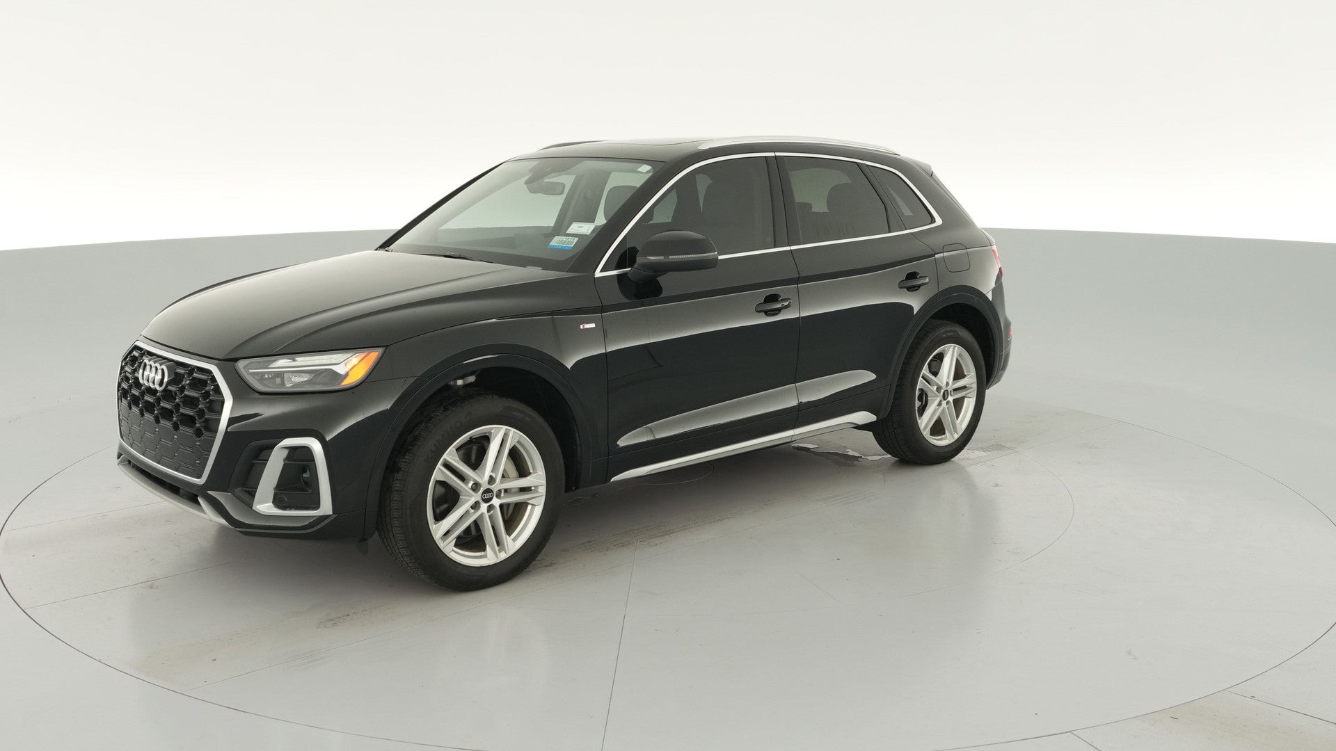 2025 Audi Q5 vehicle photo