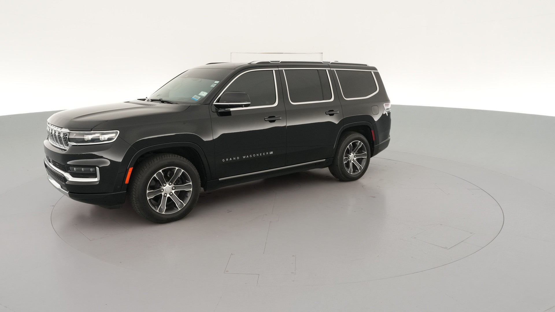 2022 Jeep Grand Wagoneer vehicle photo