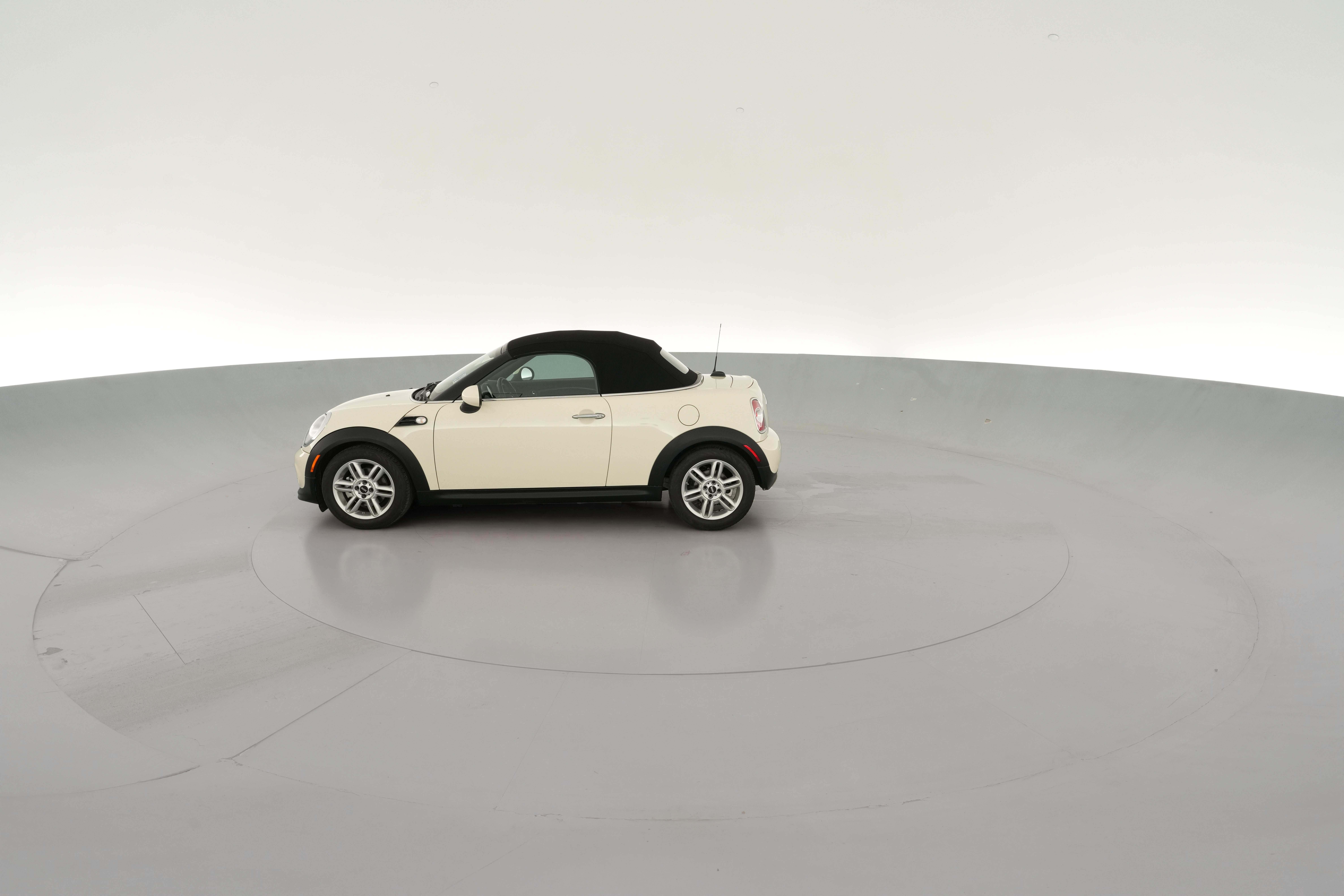 2015 MINI Cooper Base - Photo 17