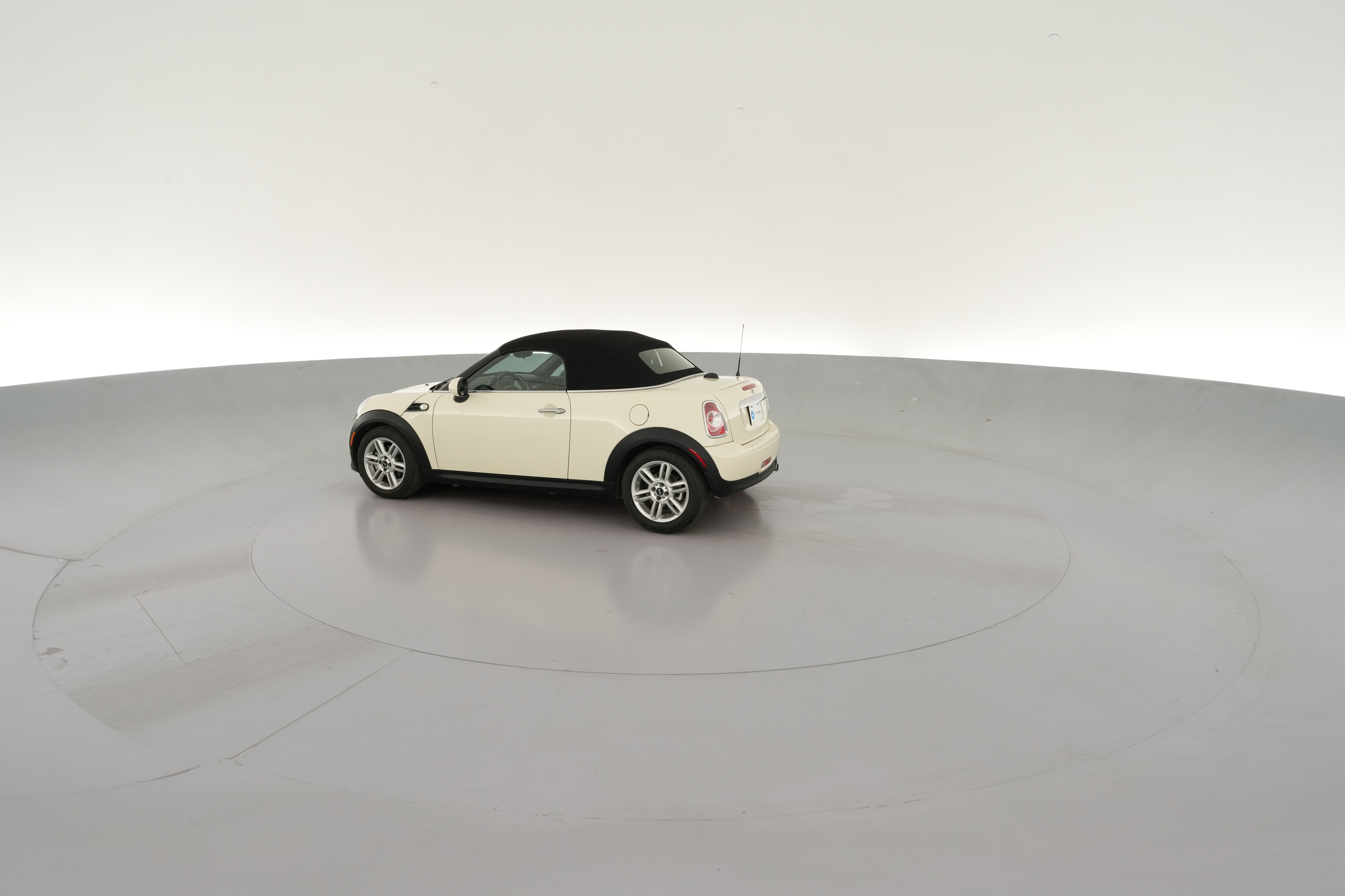 2015 MINI Cooper Base - Photo 18