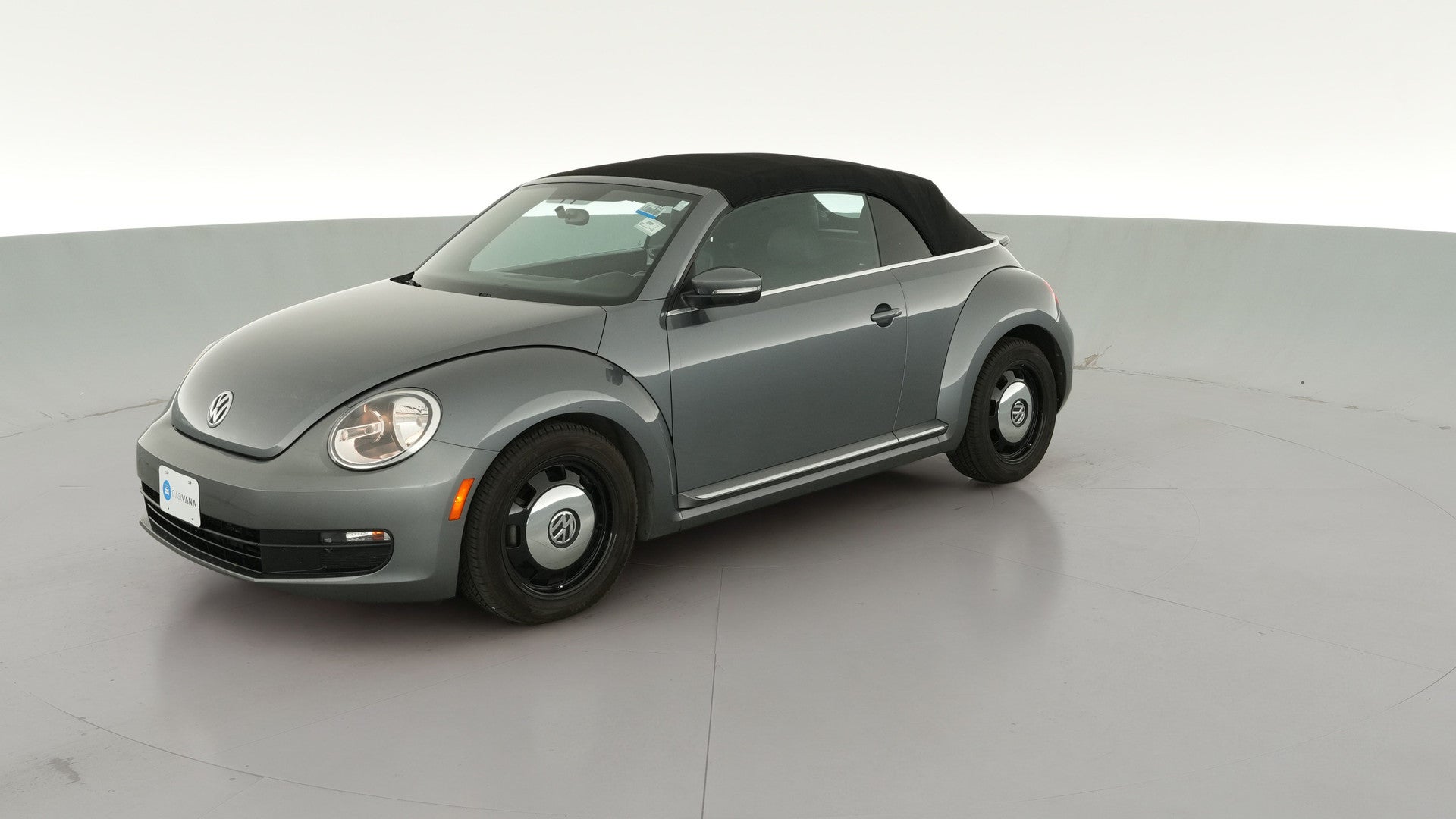 2013 Volkswagen Beetle vehicle photo