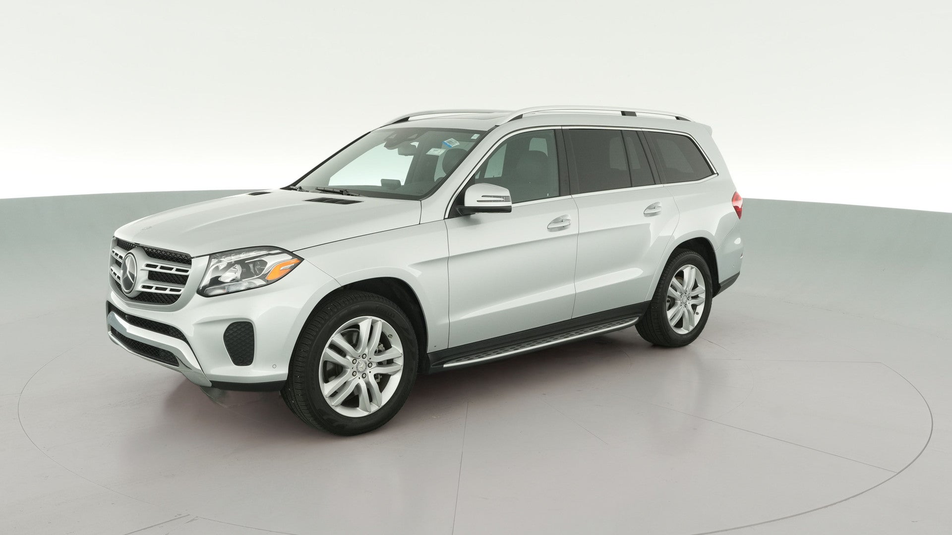 2017 Mercedes-Benz GLS vehicle photo