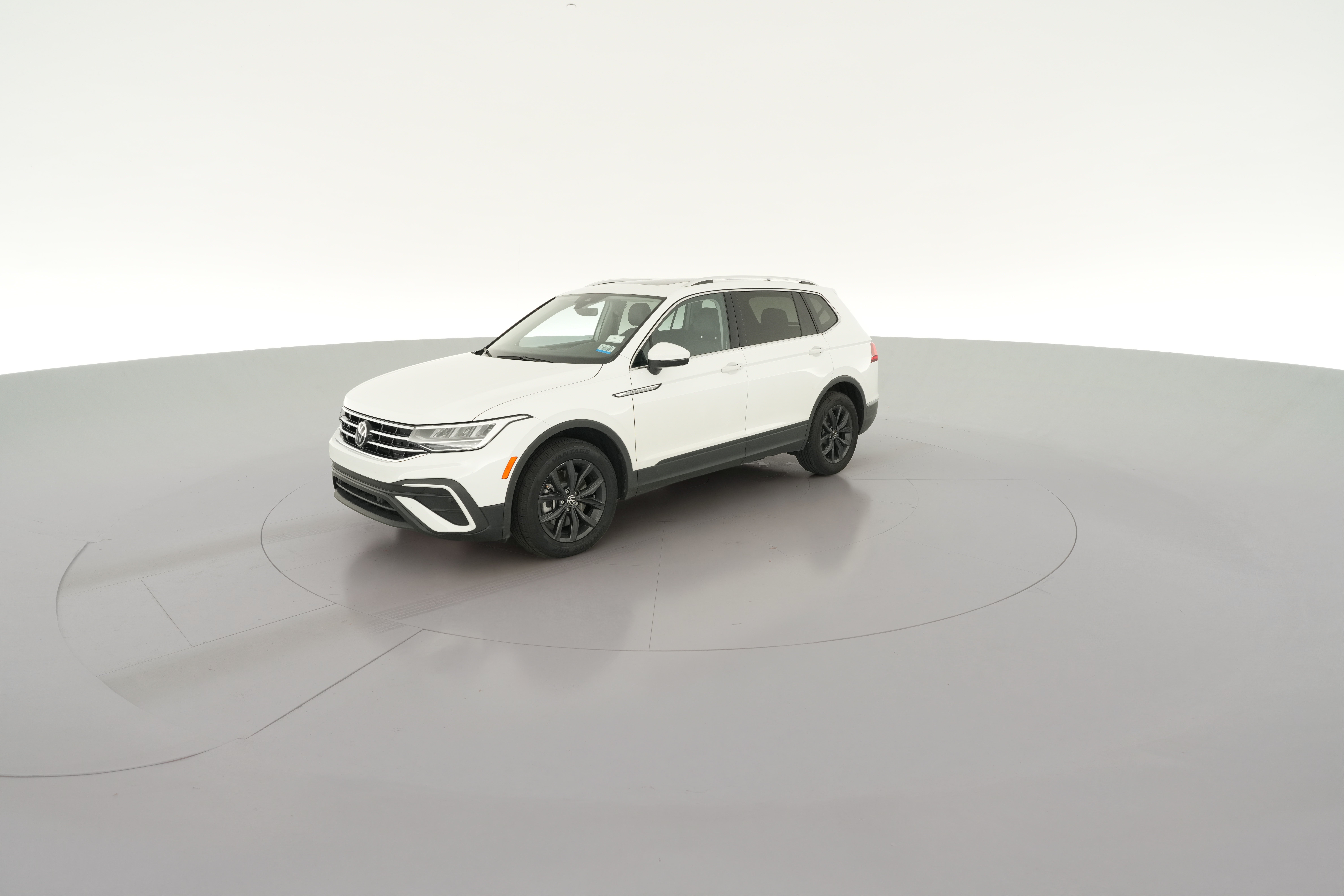 2024 Volkswagen Tiguan SE - Photo 22