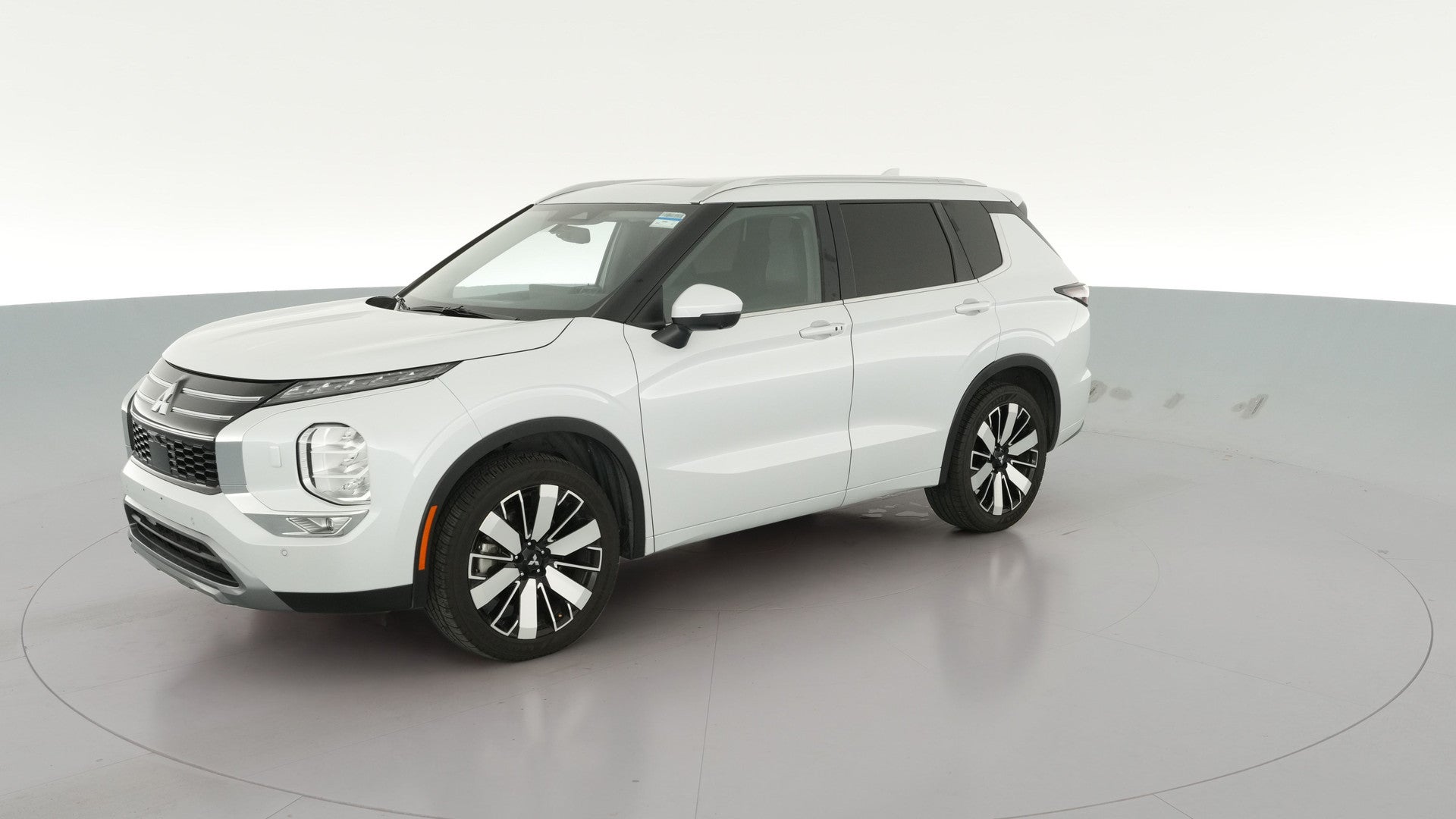 2025 Mitsubishi Outlander vehicle photo