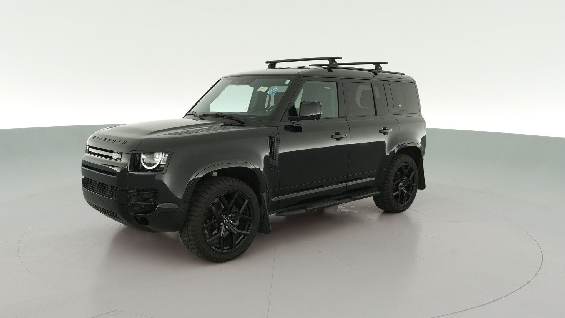 2023 Land Rover Defender 110 vehicle photo