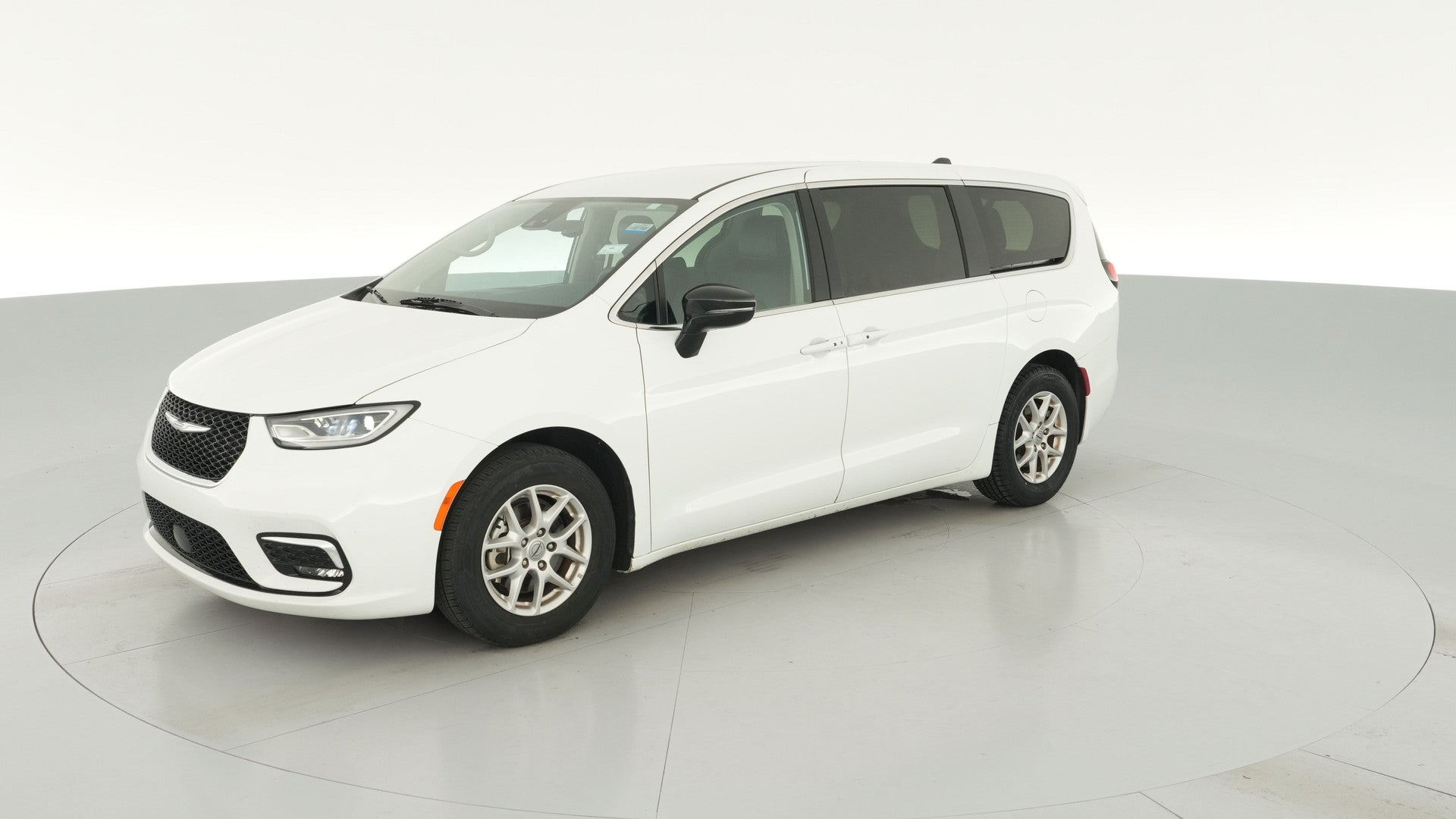 2024 Chrysler Pacifica vehicle photo