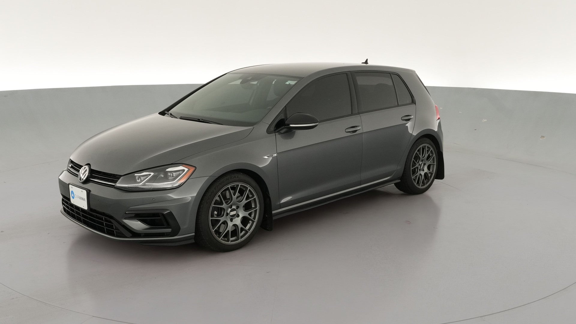 2019 Volkswagen Golf R vehicle photo
