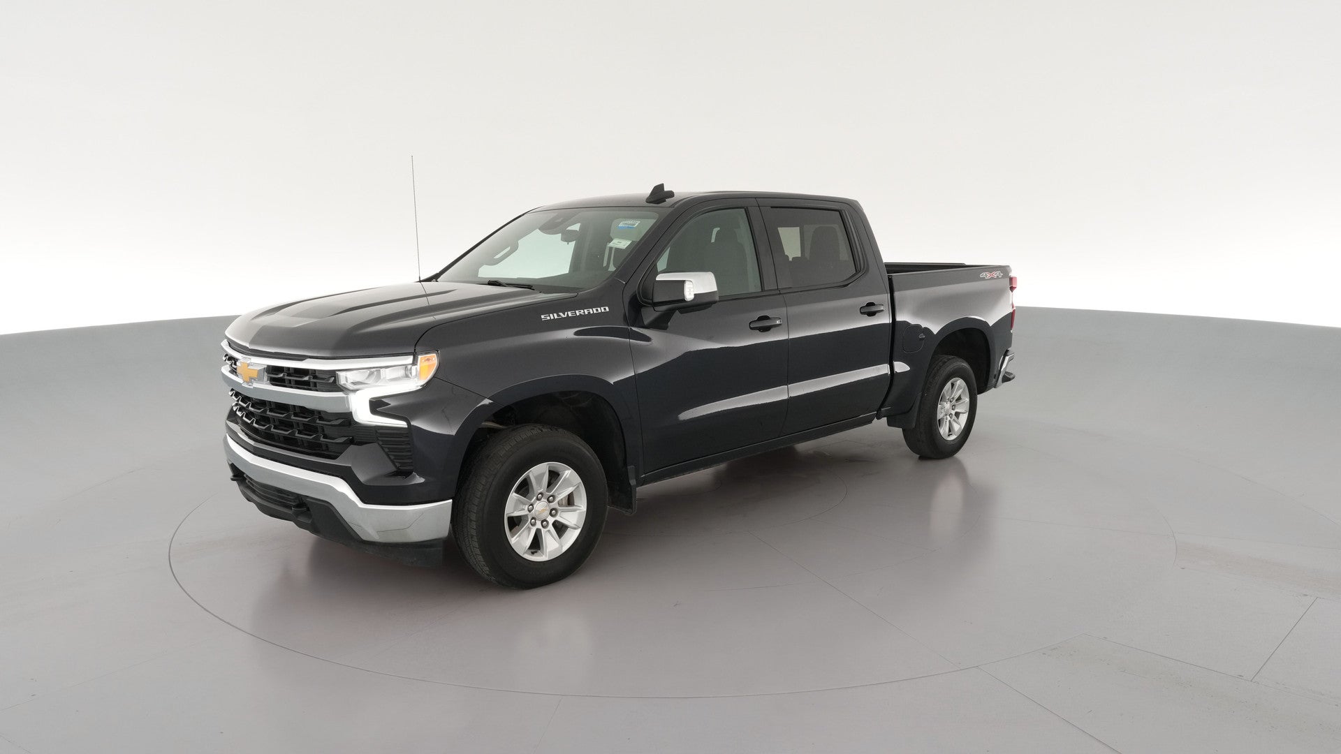 2023 Chevrolet Silverado 1500 Crew Cab vehicle photo
