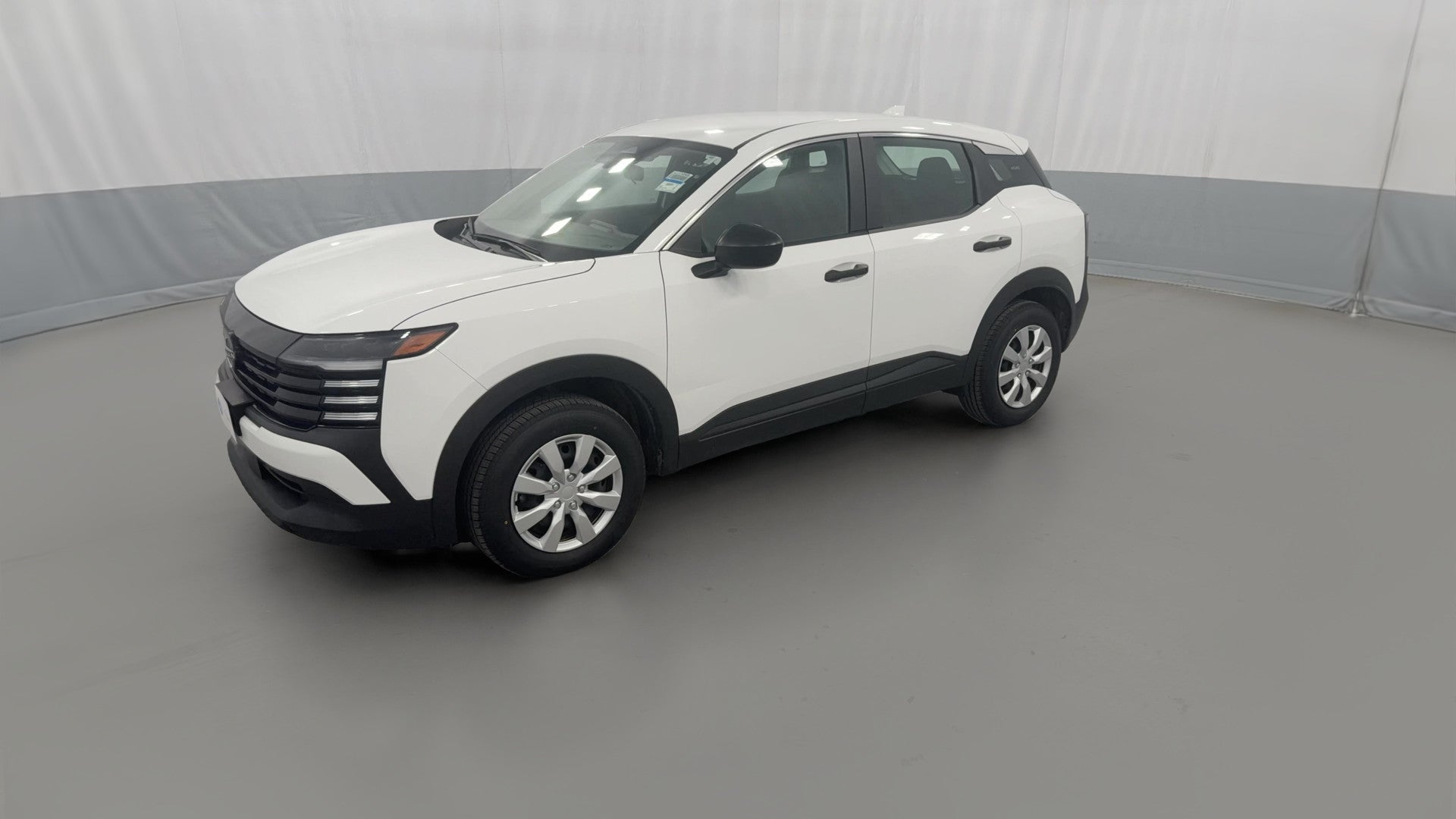 2025 Nissan Kicks vehicle photo