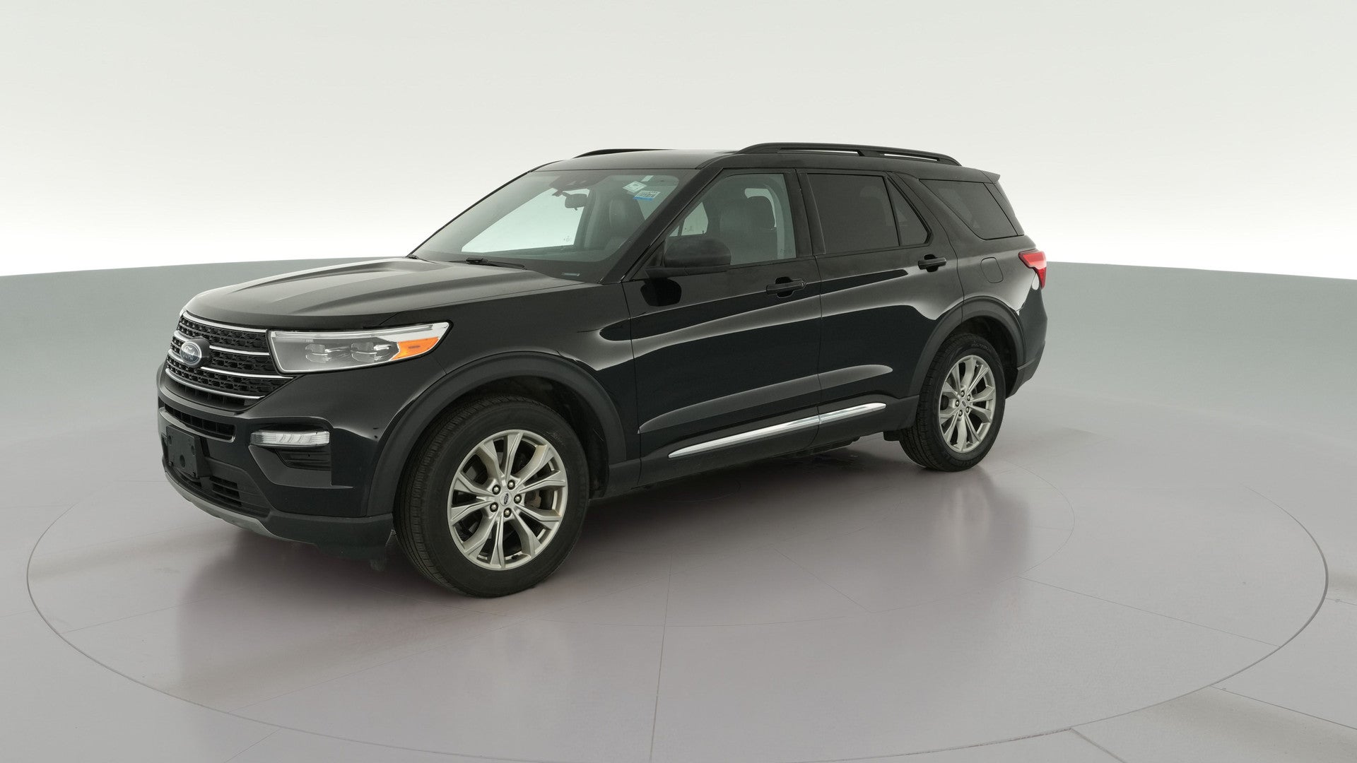 2021 Ford Explorer vehicle photo