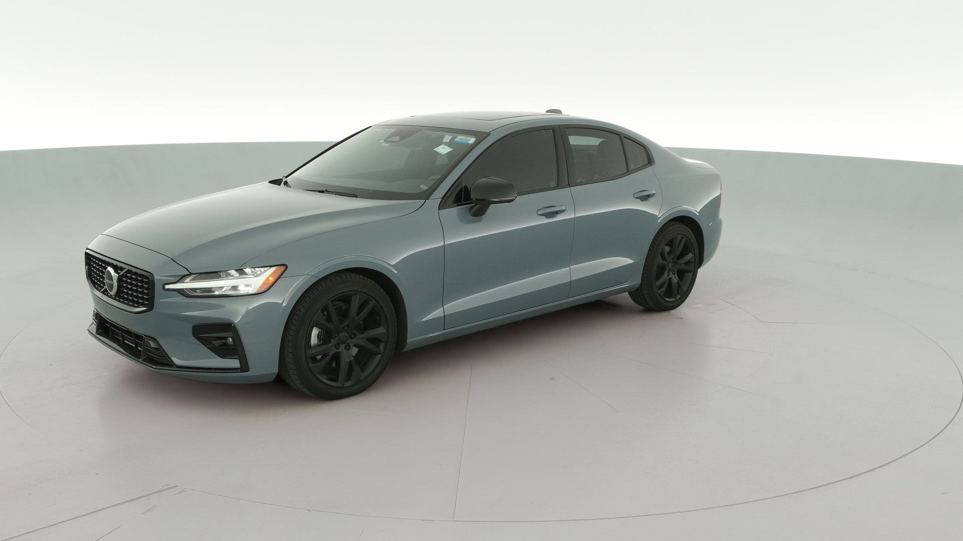 2024 Volvo S60 vehicle photo