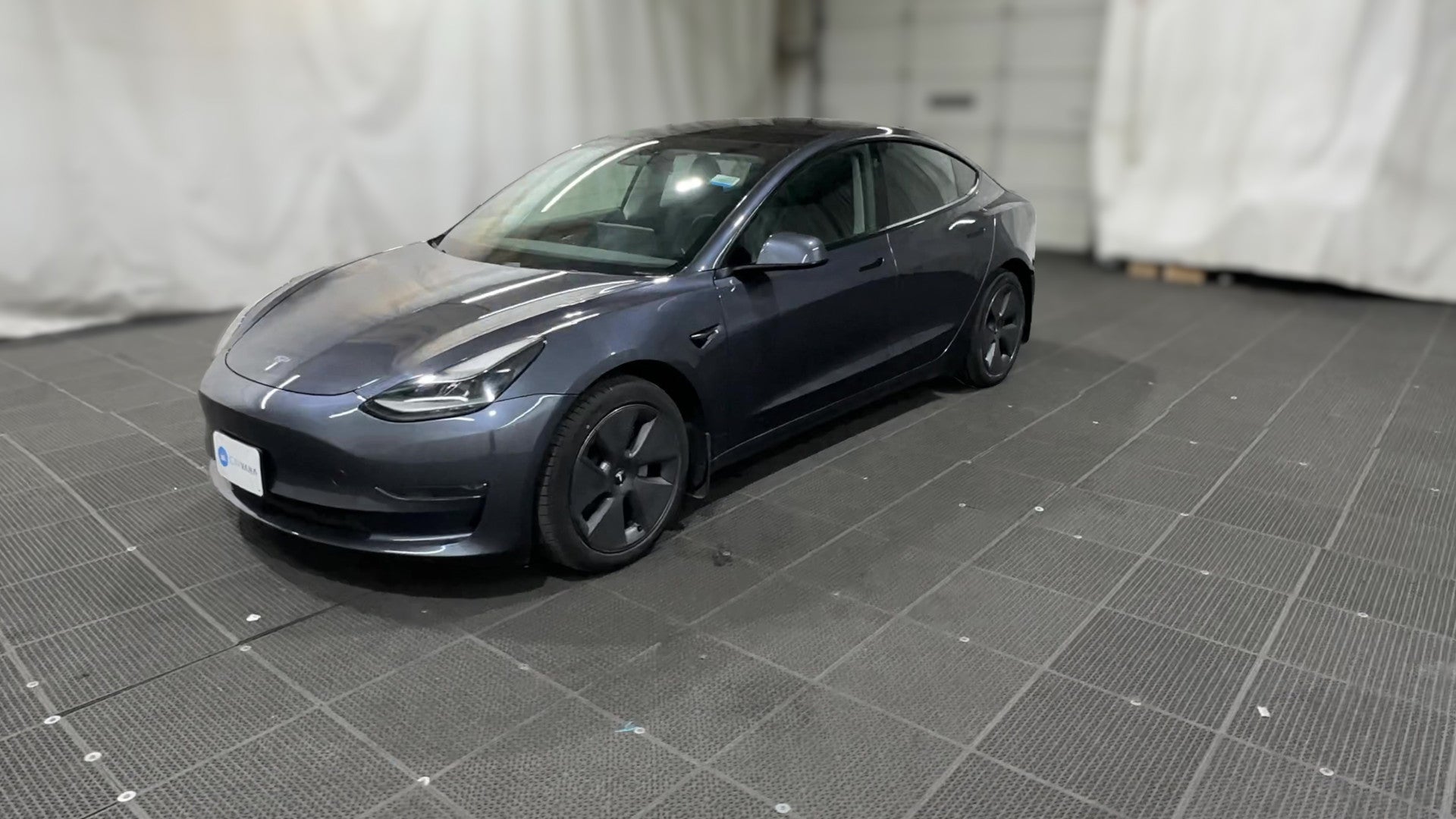 2021 Tesla Model 3 vehicle photo