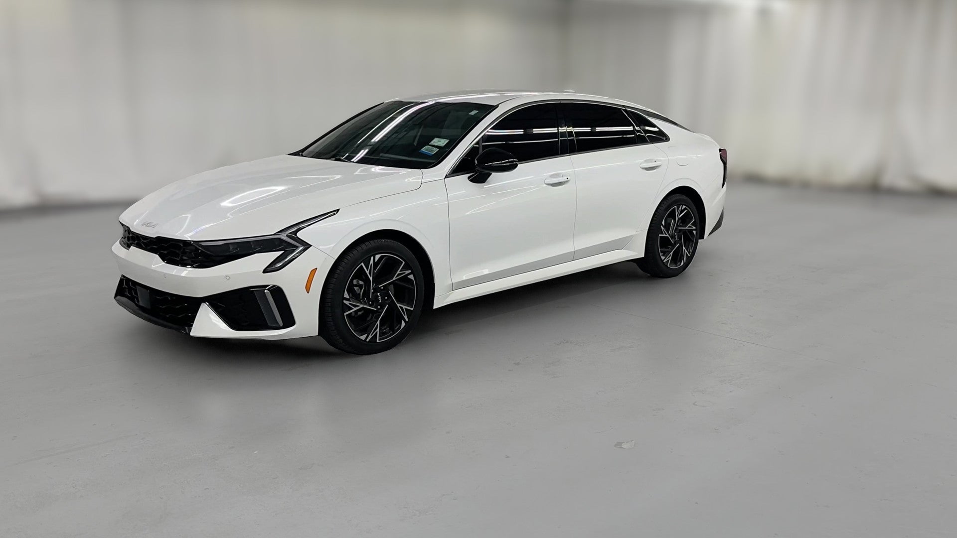 2025 Kia K5 vehicle photo