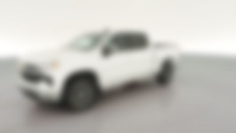 2024 Chevrolet Silverado 1500 Crew Cab vehicle photo